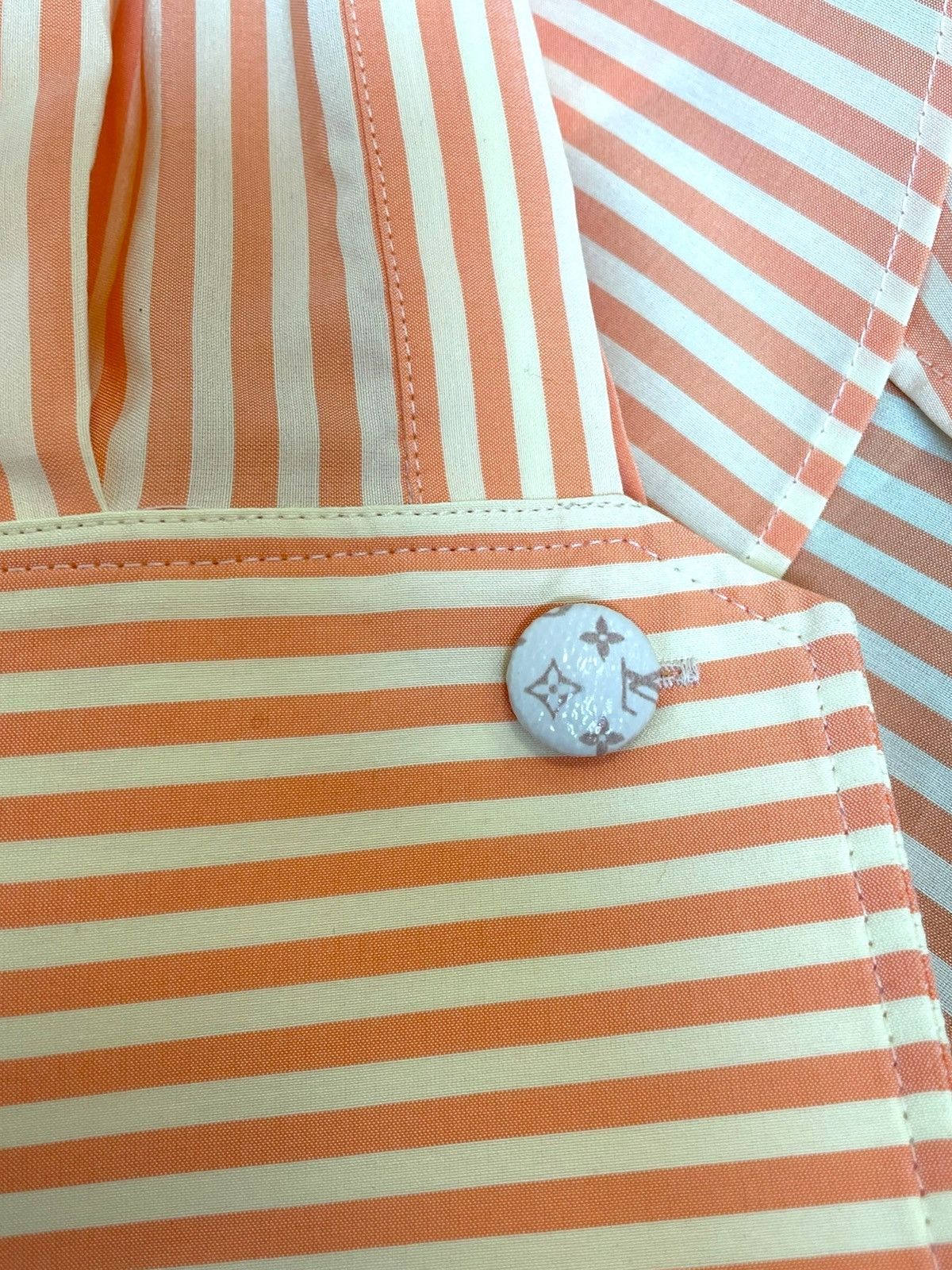 Louis Vuitton Louis Vuitton striped cotton shirt with cufflinks, 38fr. Size S / US 4 / IT 40 - 8 Thumbnail