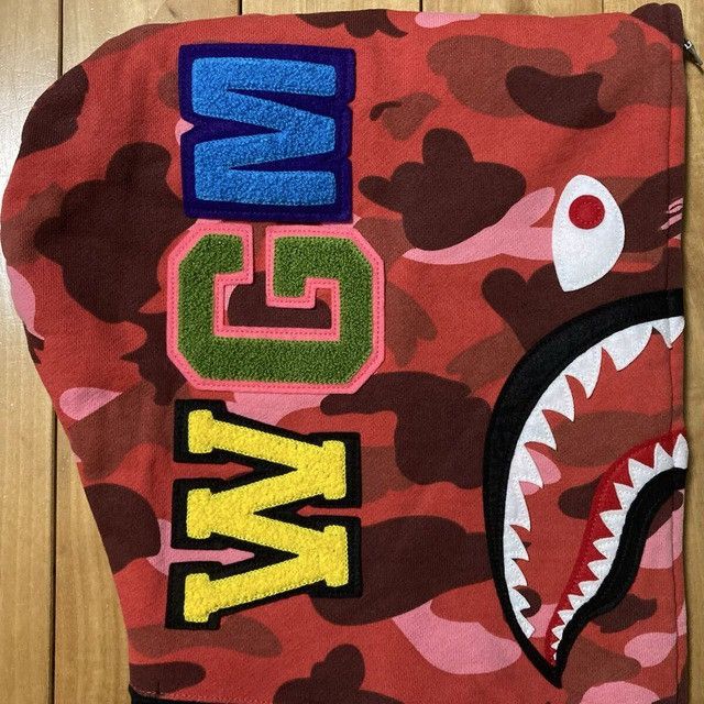 Bape 🔥NFS limited🔥 BAPE Pharrell Camo Shark Full Zip Hoodie NIGO Size US M / EU 48-50 / 2 - 5 Thumbnail