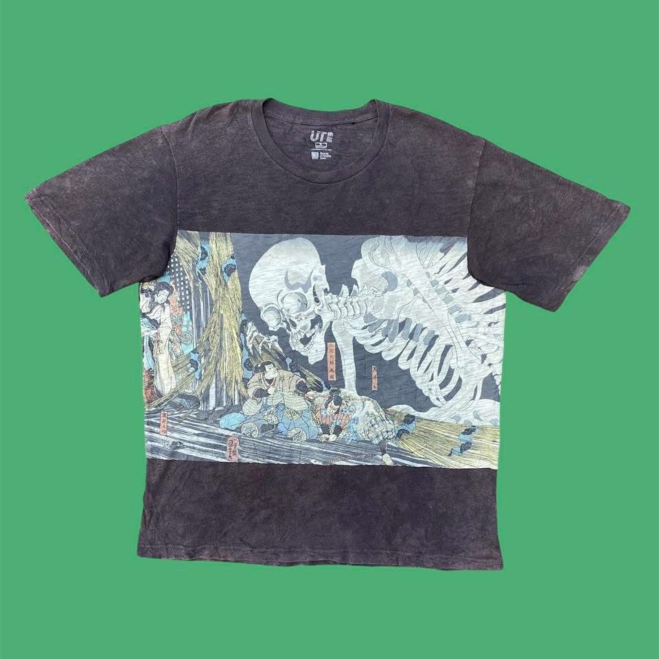 Uniqlo RARE ‼️ Utagawa Kuniyoshi Size US XL / EU 56 / 4 - 1 Thumbnail
