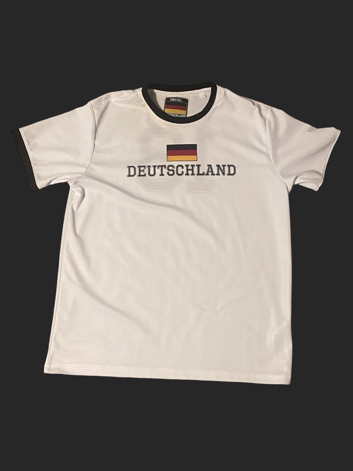 Vintage vintage germany tourist jersey Size US L / EU 52-54 / 3 - 1 Thumbnail