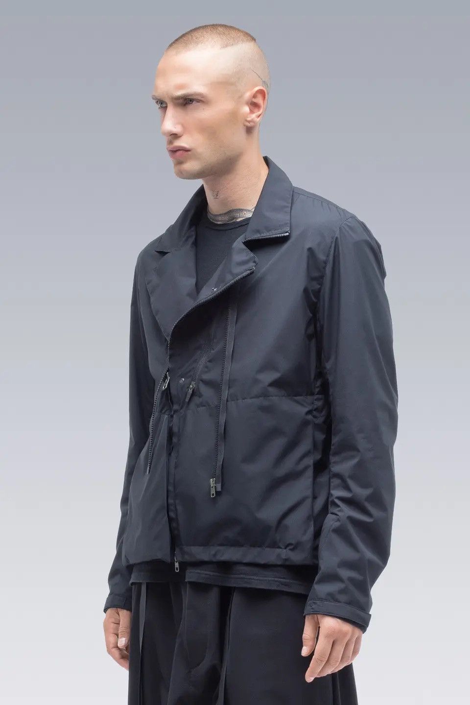 Acronym J68-WS SS19 Size US S / EU 44-46 / 1 - 1 Thumbnail