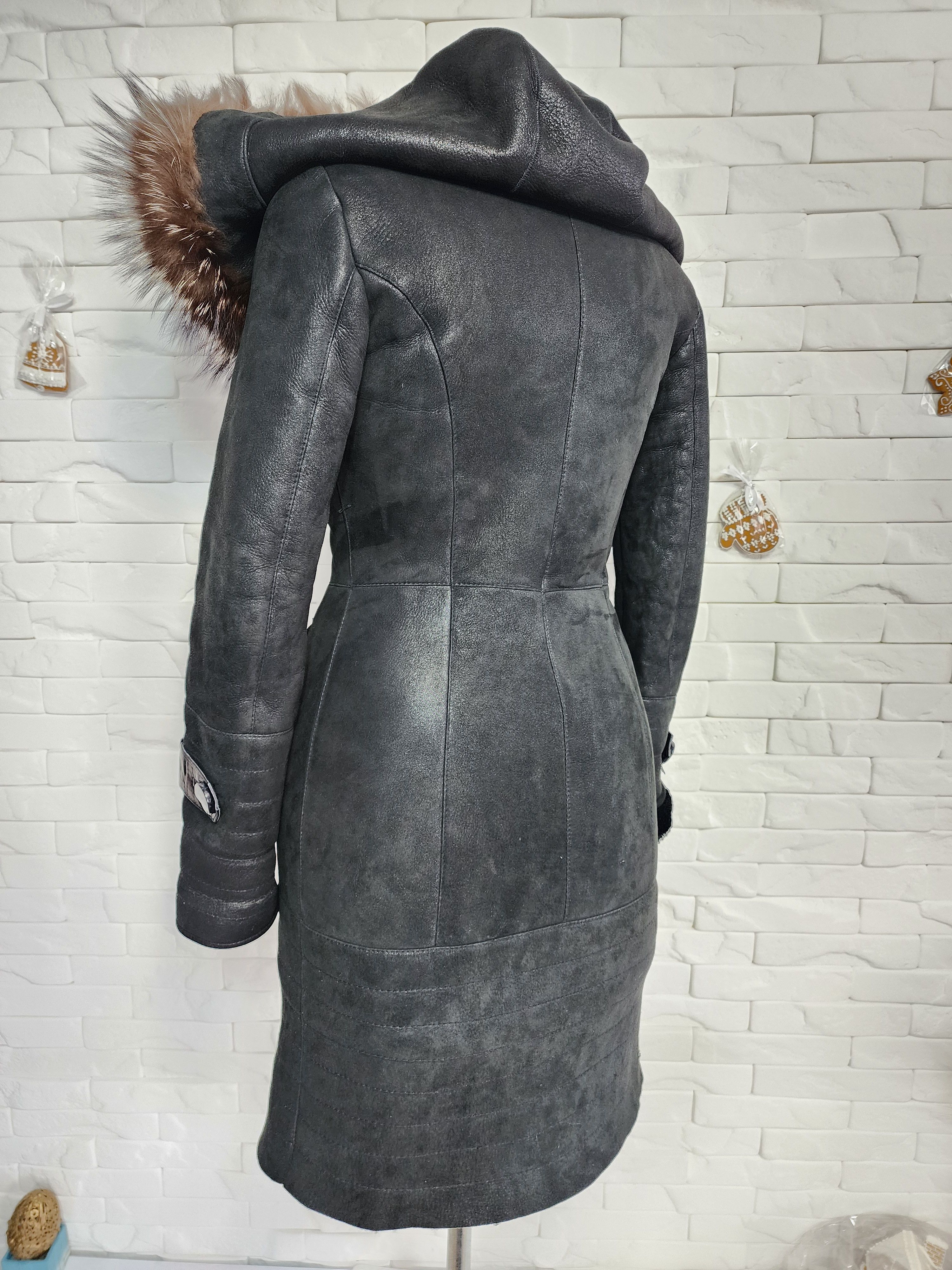 Furla Brown Sheepskin Coat: Women's Fur Hood Winter Coat Size S / US 4 / IT 40 - 6 Thumbnail