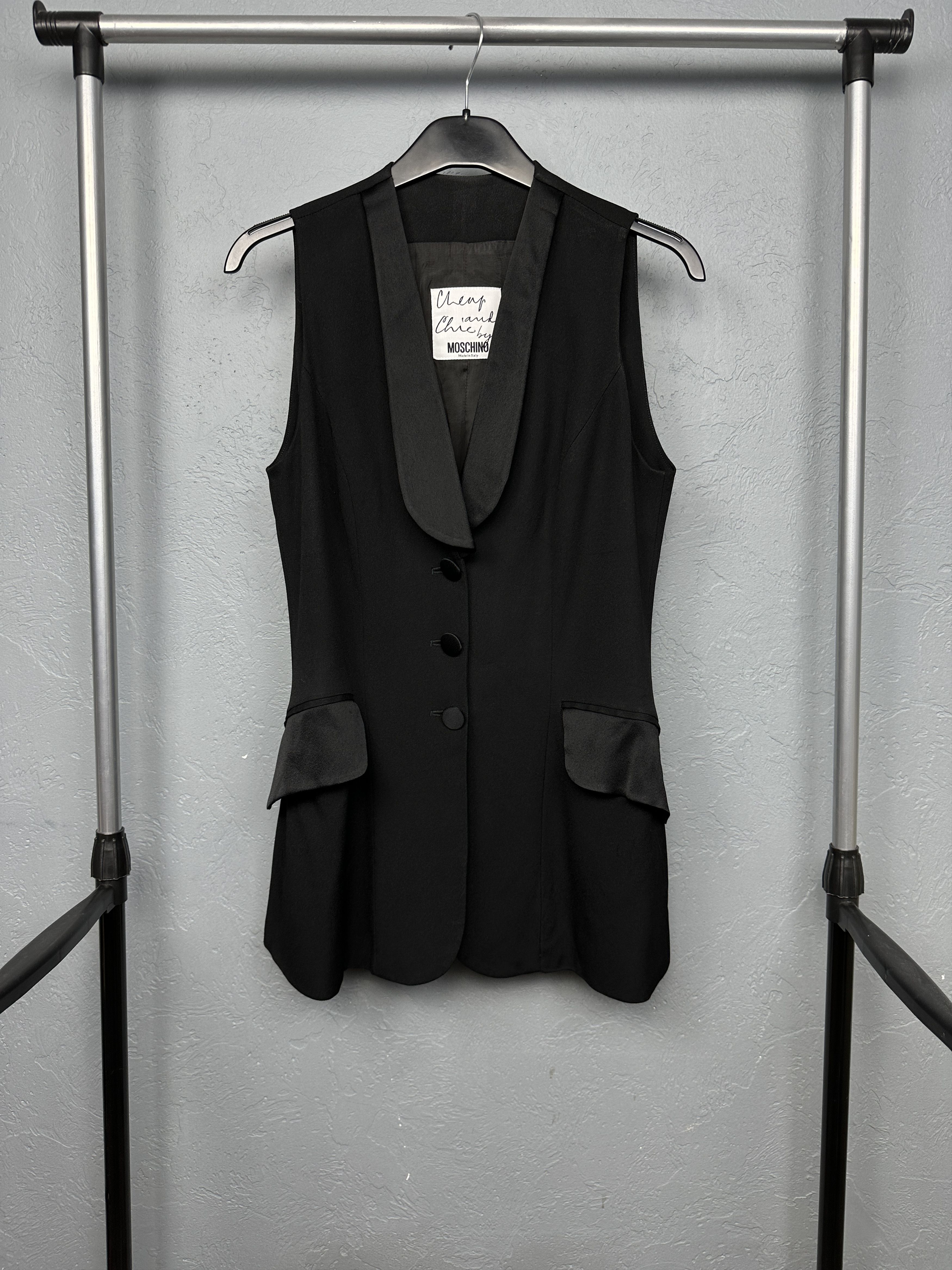 Moschino Moschino Chip And Chic Vintage Womens Dress Size M / US 6-8 / IT 42-44 - 1 Thumbnail