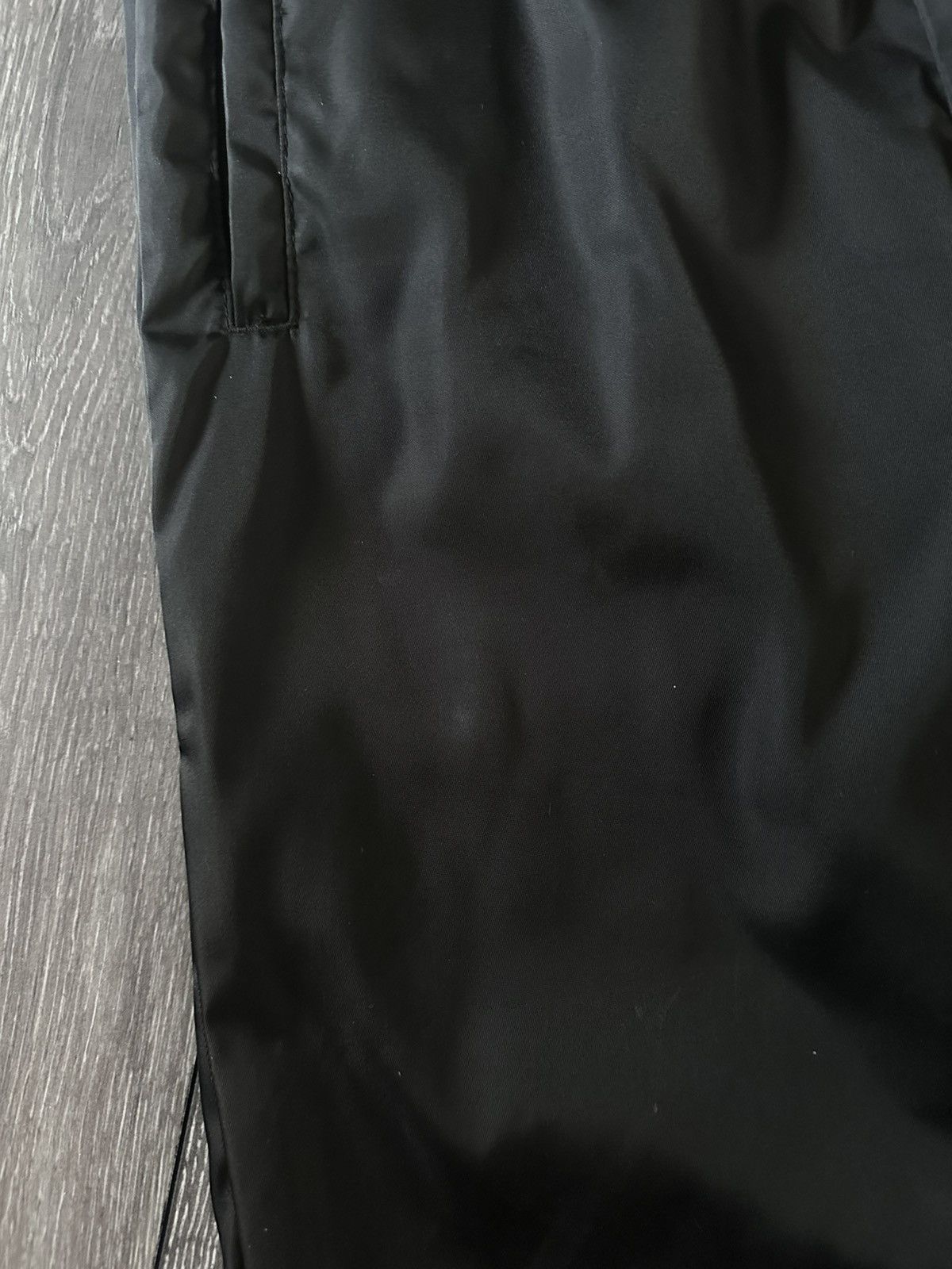 Prada prada re-nylon gabardine triangle logo trackpants joggers Size US 31 - 4 Thumbnail
