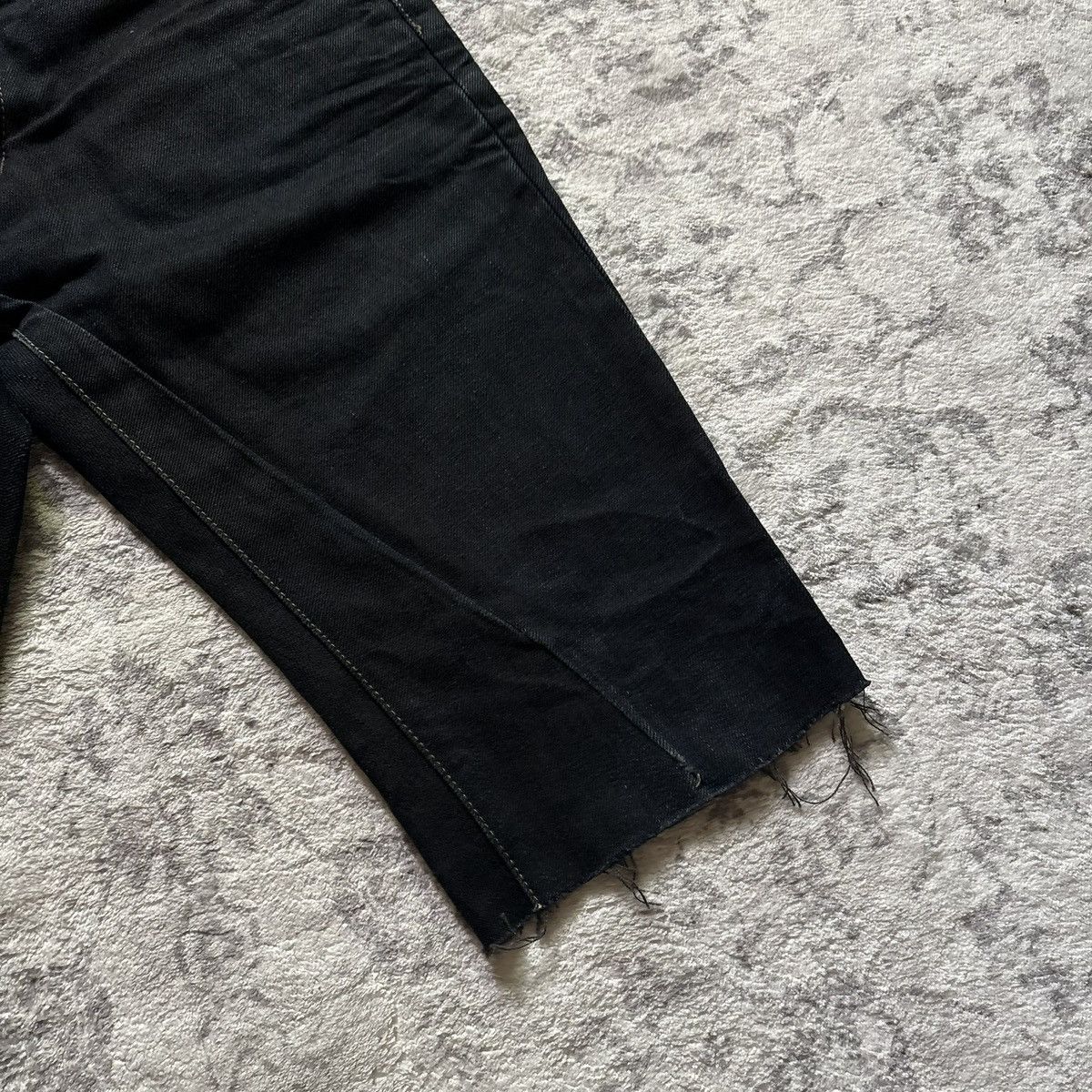 Rick Owens Drkshdw Rick Owens DRKSHDW Waxed Cropped Jean Shorts | Size 28 Size US 28 / EU 44 - 3 Thumbnail