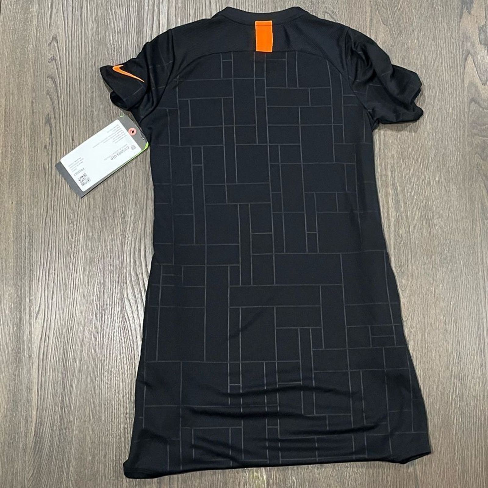 Nike NWT Nike Netherlands UK Football/ Soccer Shirt Dress Size S Size S / US 4 / IT 40 - 3 Thumbnail