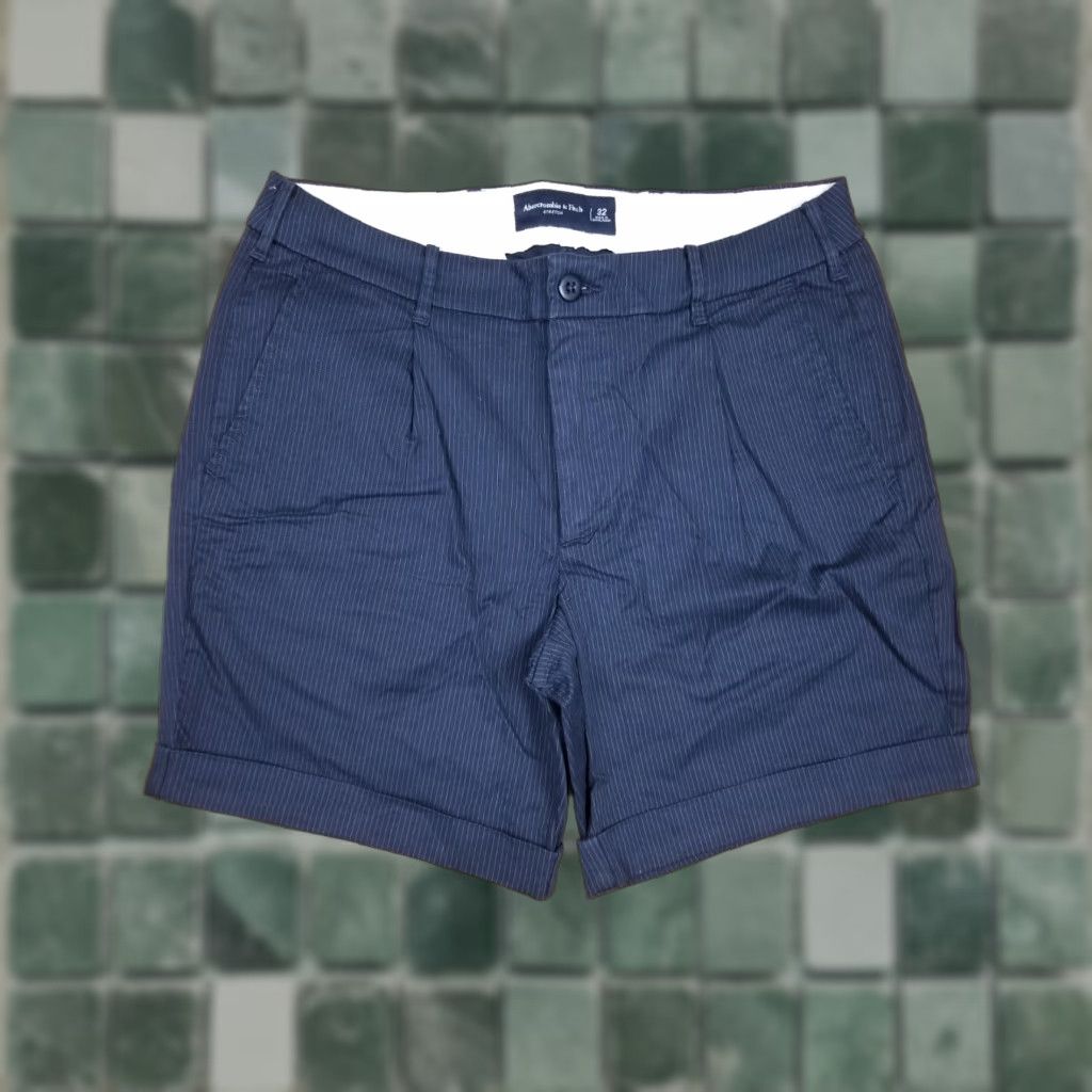 Abercrombie & Fitch NWOT ABERCROMBIE & FITCH NAVY STRIP SHORTS MEN'S 32 CHINO CANVAS LINED 32 INCH OUTSIDE LEG 17 INCH Navy Striped? Size US 32 / EU 48 - 1 Thumbnail