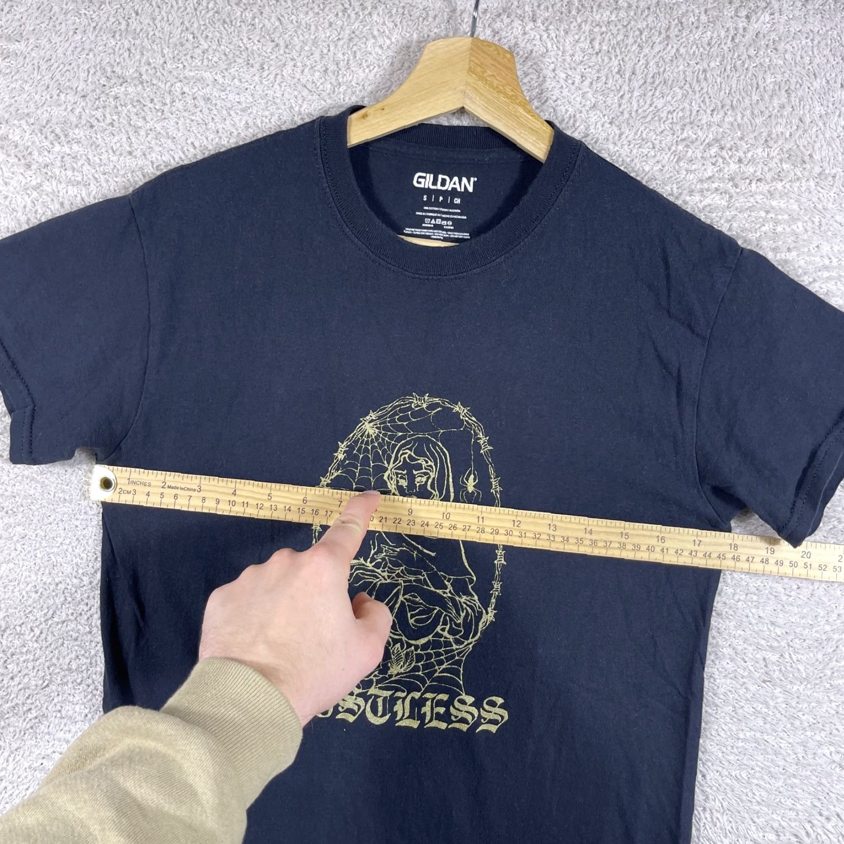 Gildan VINTAGE Listless Band T-Shirt Adult Small Black Hardcore Screamo Grindcore Richmond RVA Mens Size US S / EU 44-46 / 1 - 7 Thumbnail