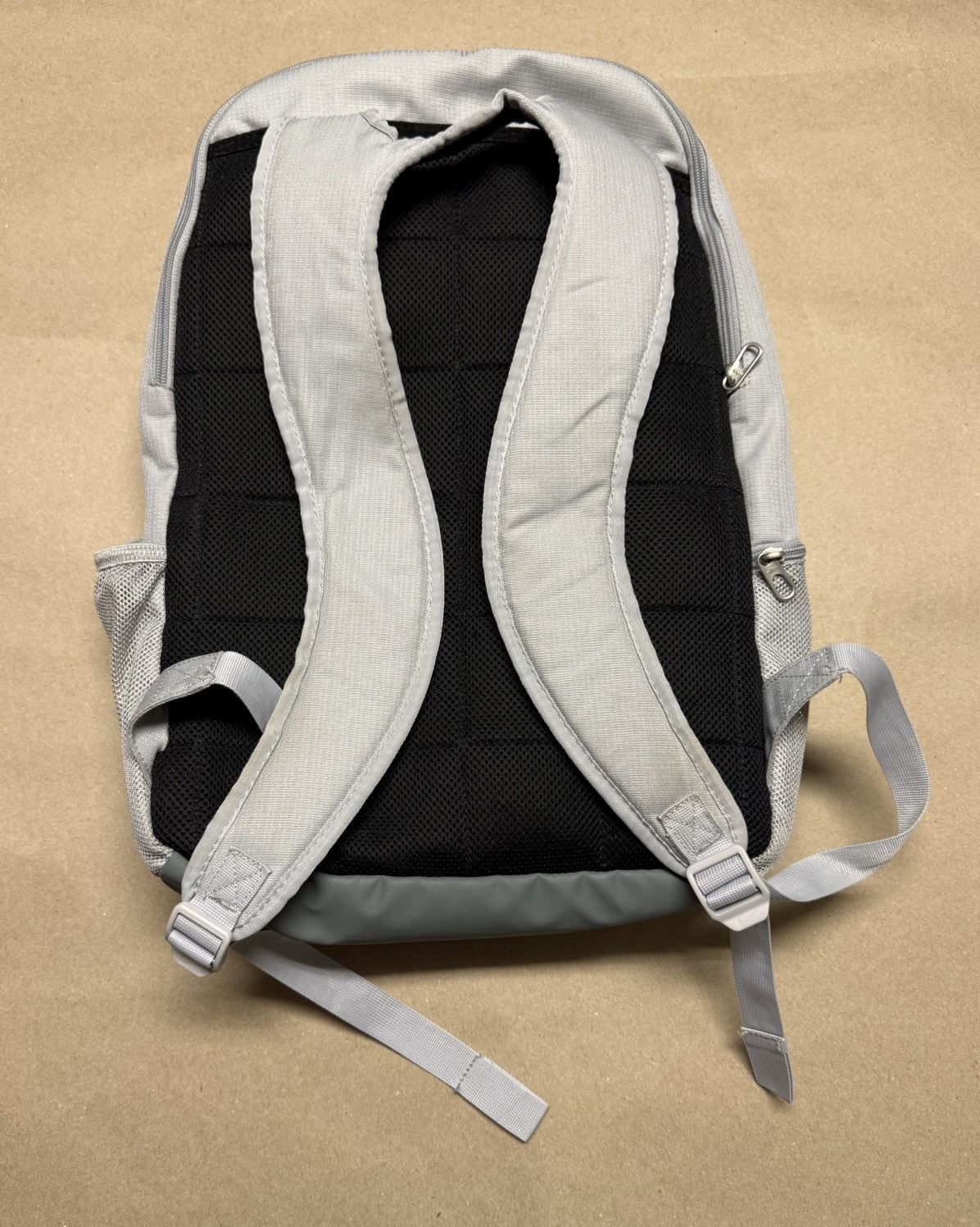 Nike Nike Backpack Day Bag Hiking Vintage Rare! Size ONE SIZE - 2 Thumbnail