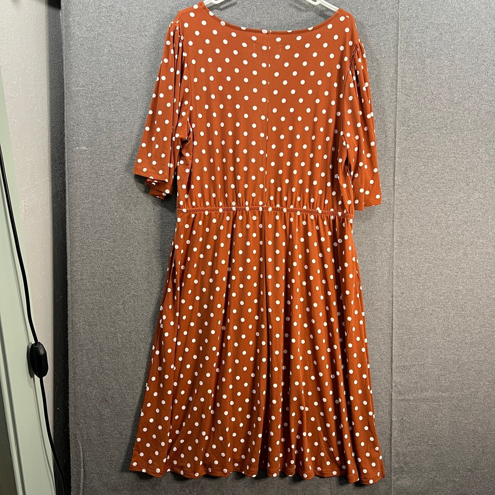 Other Girl With Curves Knit Midi Dress with Flutter Size L / US 10 / IT 46 - 2 Thumbnail
