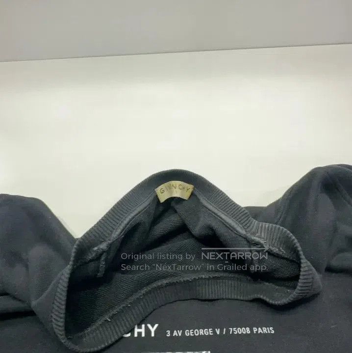 Givenchy Givenchy FW21 Photo Print Crewneck Sweatshirt. Size US L / EU 52-54 / 3 - 1 Thumbnail