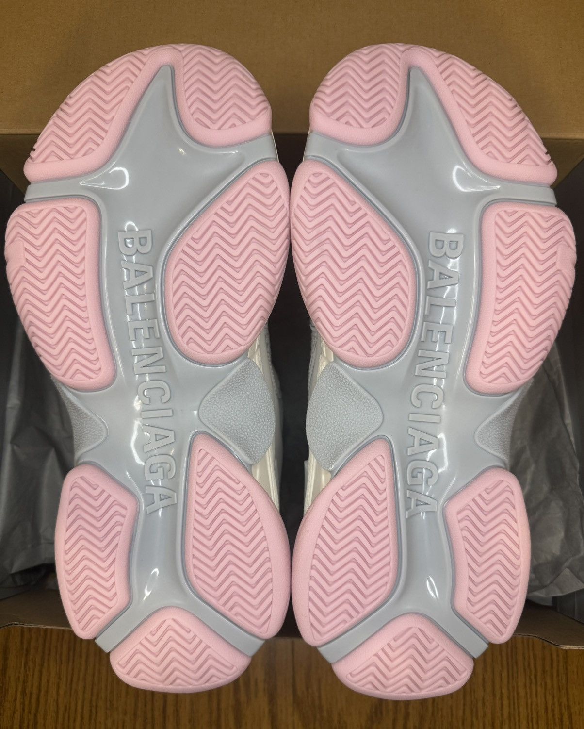 Balenciaga Balenciaga Triple S Sneaker Size US 11 / IT 41 - 6 Thumbnail