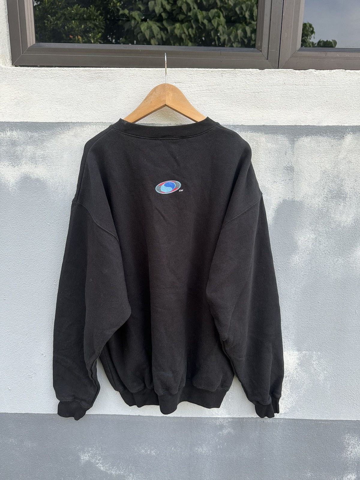 Vintage T&C surf design hawaii sweatshirt Size US L / EU 52-54 / 3 - 6 Thumbnail
