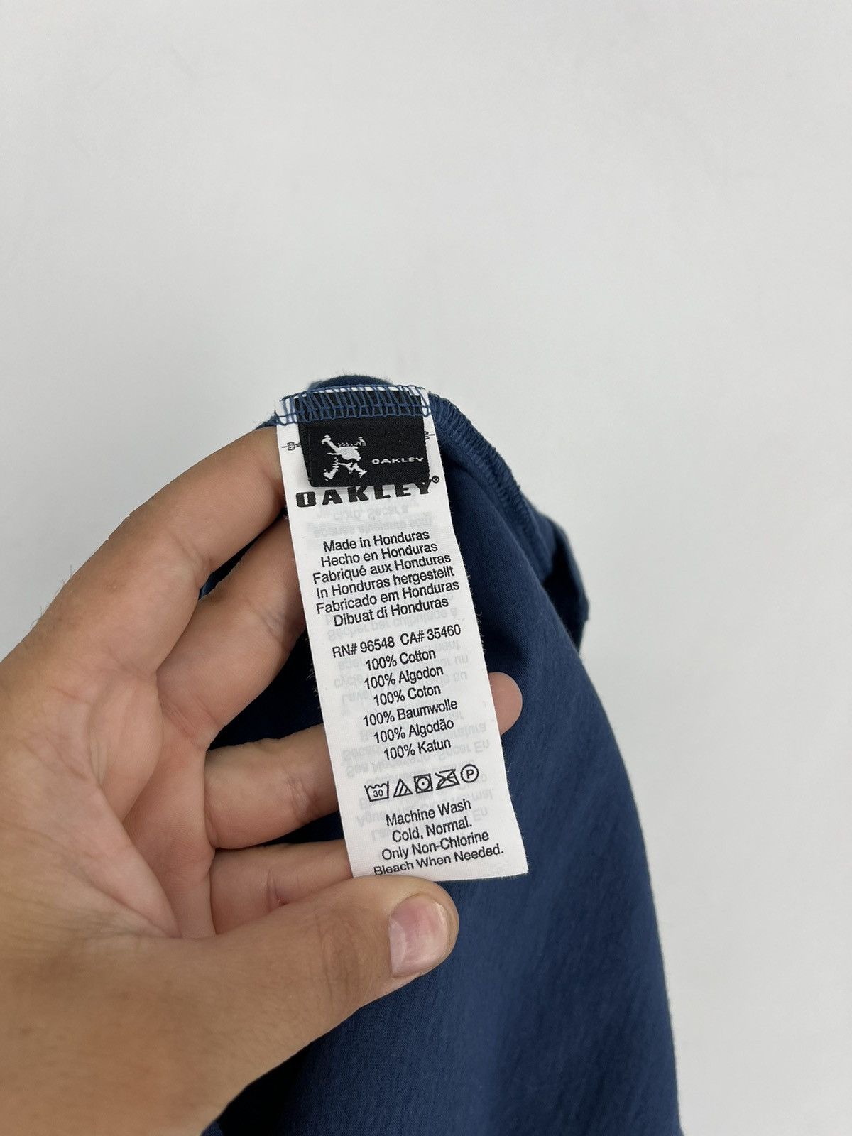 Japanese Brand × Oakley Vintage 90s Oakley Software Big Logo T-shirts Outdoor Life Size US L / EU 52-54 / 3 - 11 Thumbnail