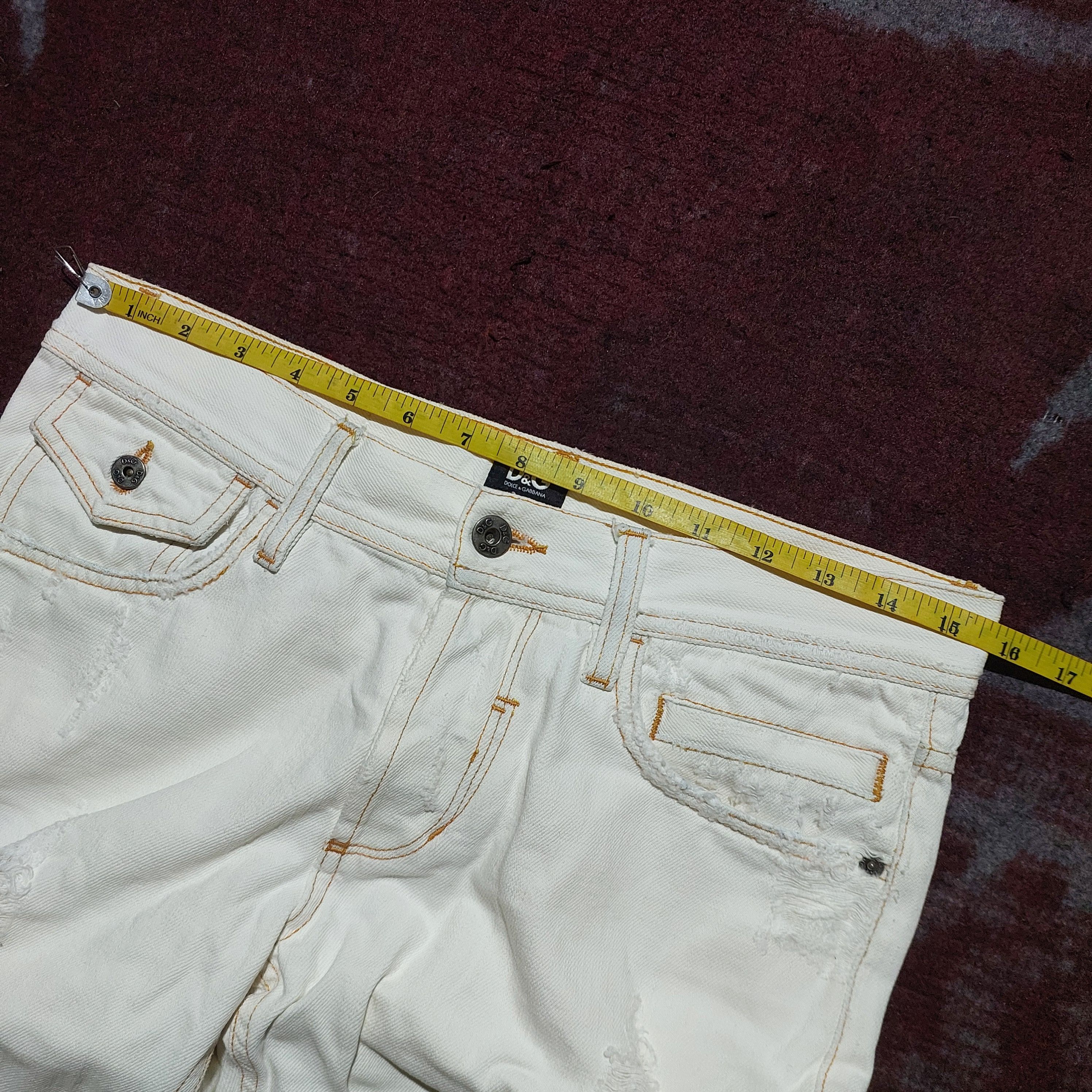 Dolce & Gabbana 2000s Dolce&Gabbana Audacious Ripped White Tight Fit Jeans Size US 29 - 14 Thumbnail