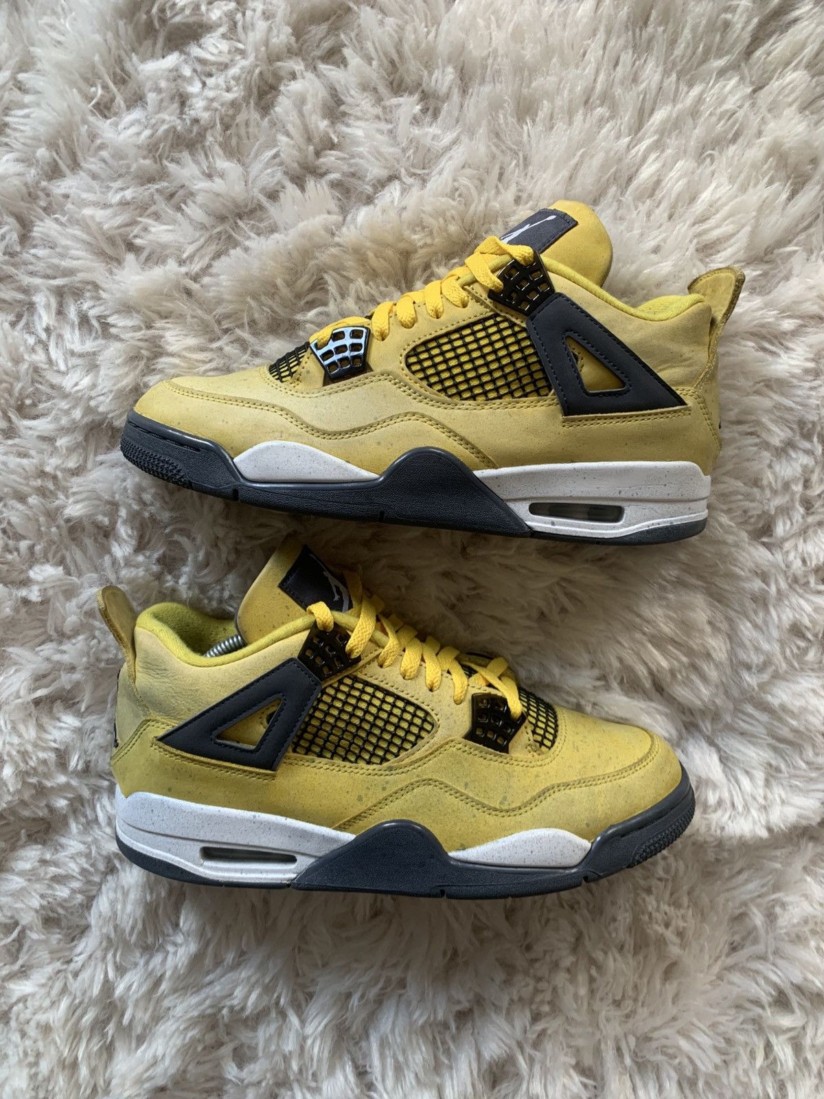 Jordan Brand Air Jordan 4 Lightning 2021 – Size US 9.5 – CT8527-700 Size US 9.5 / EU 42-43 - 1 Thumbnail