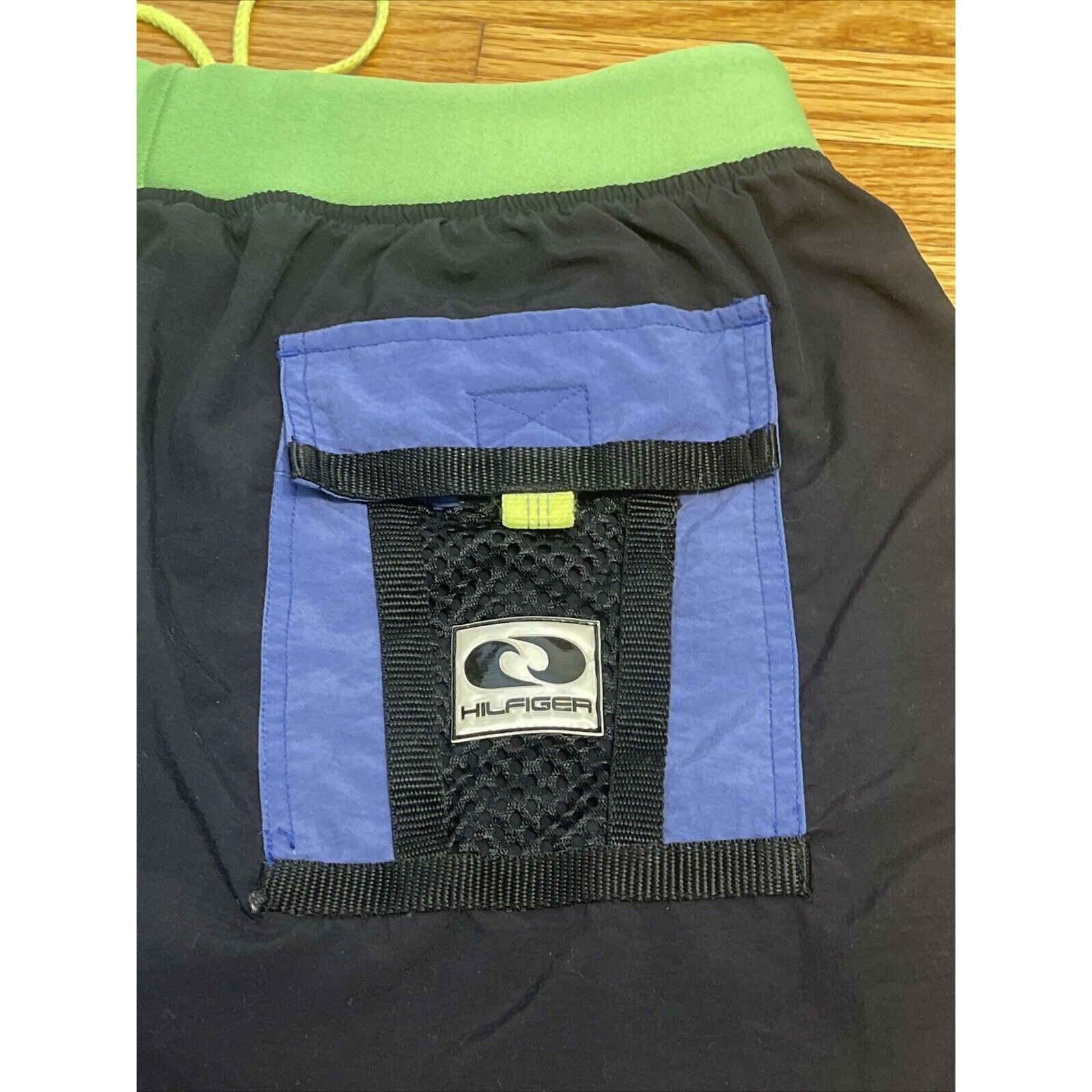 Tommy Hilfiger Vintage 90s Medium Tommy Hilfiger Dive Aquatic Sailing Gear Size US 31 - 9 Thumbnail