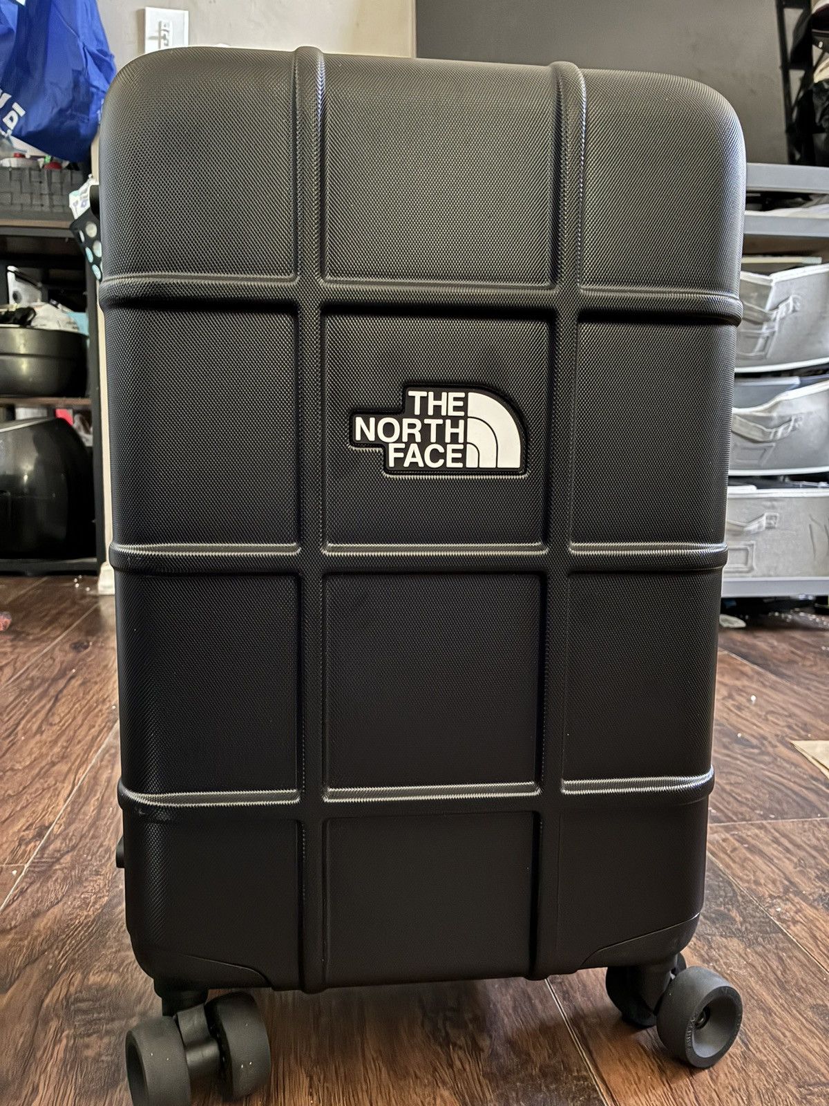The North Face The North Face All Weather 4-Wheeler—22'' Size ONE SIZE - 1 Thumbnail