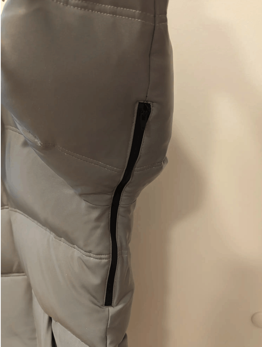 Alexander Wang × H&M BRAND NEW Reflective Down Jacket Silver M Size US M / EU 48-50 / 2 - 9 Thumbnail
