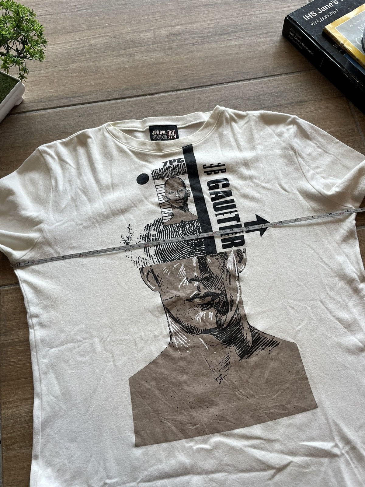 Jean Paul Gaultier Jean Paul Gaultier Art Print Tee Size US M / EU 48-50 / 2 - 16 Thumbnail