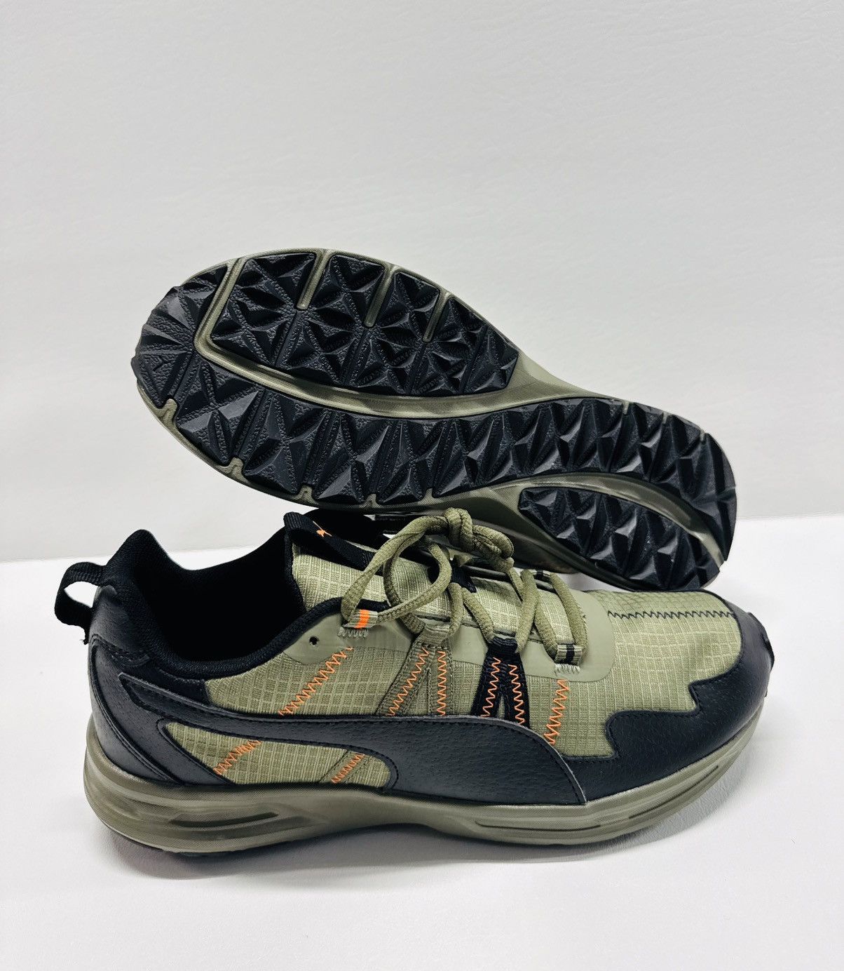 Puma Puma Escalate Olive/Black/Orange Size US 10 / EU 43 - 1 Thumbnail