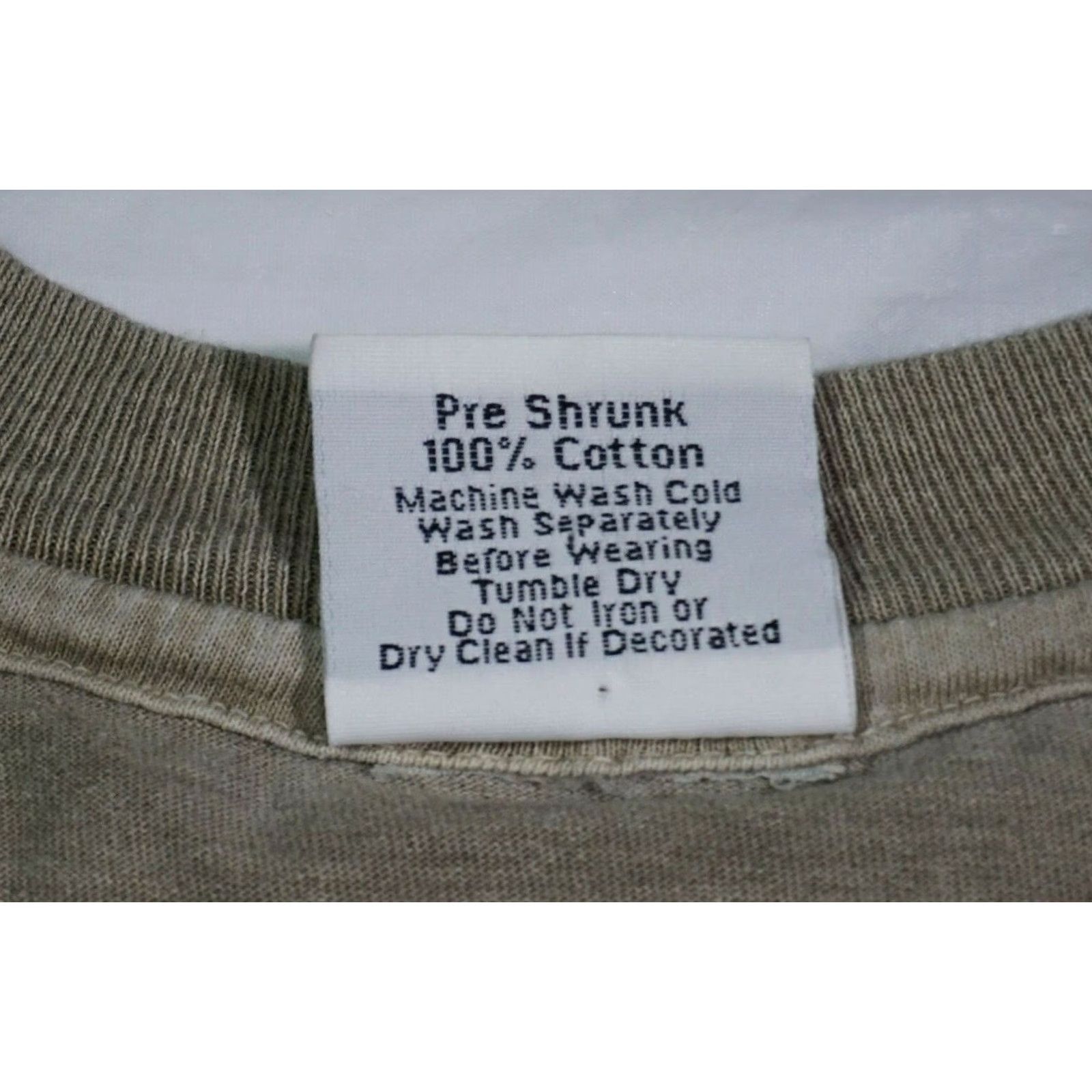 Disney VTG Bongos Cuban Cafe Downtown Disney Single Stitch Men Medium T-Shirt Beige / 1900s 2000s Disney Mens T-Shirt Size US M / EU 48-50 / 2 - 6 Thumbnail
