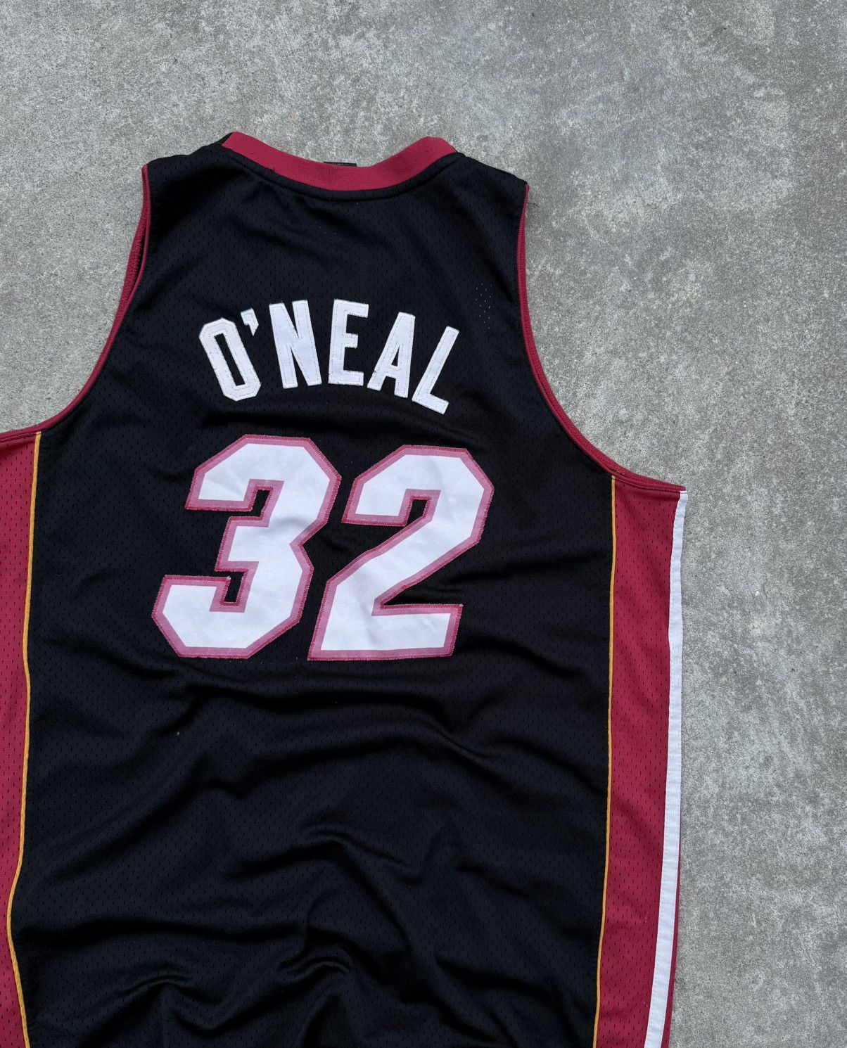 Other Vintage Reebok NBA basketball streetwear O’NEAL 32 jersey Size US XL / EU 56 / 4 - 3 Thumbnail