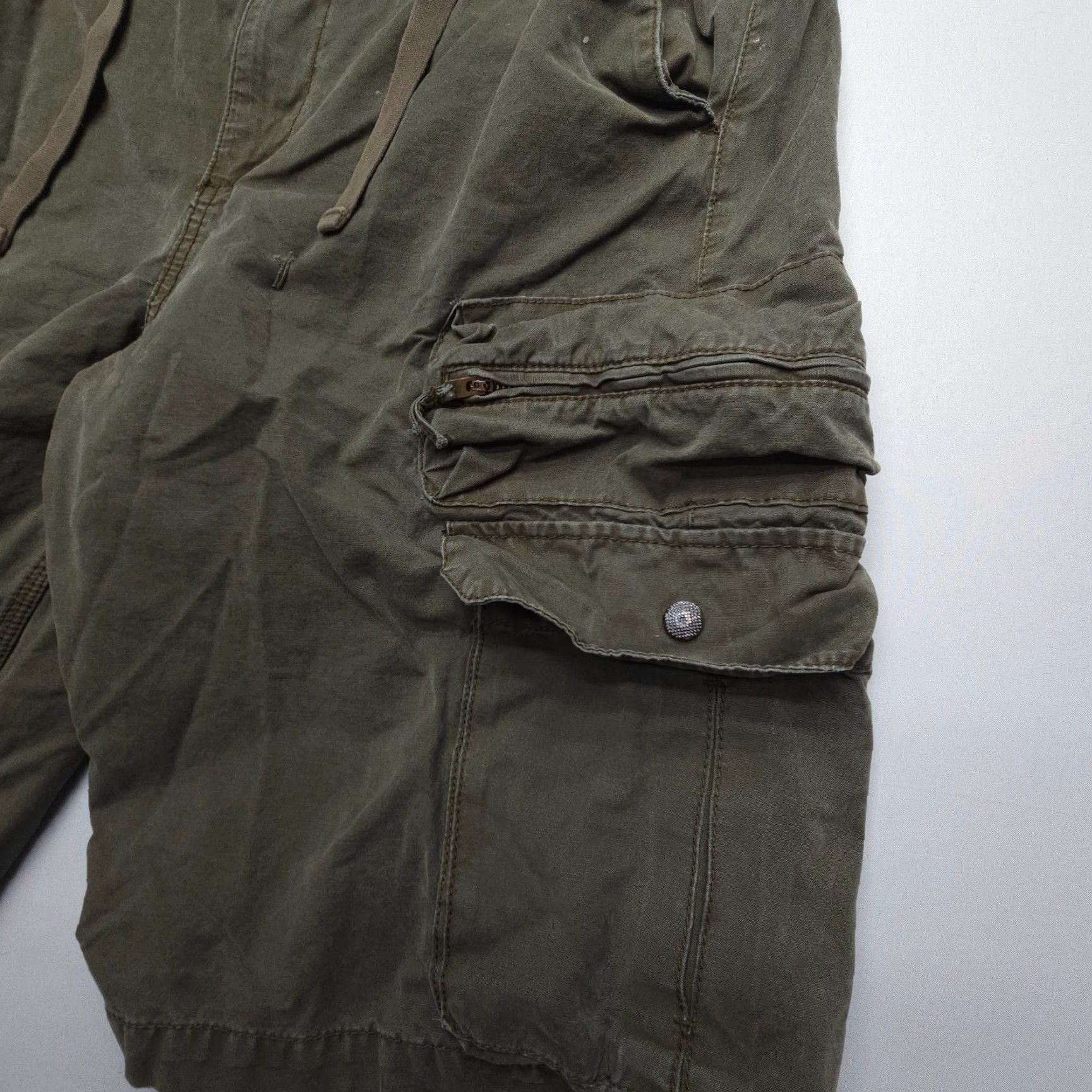 Old Navy VINTAGE Old Navy Surplus Company Cargo Shorts Mens 36 Green Heavy Y2K Military 2008 Size US 36 / EU 52 - 3 Thumbnail