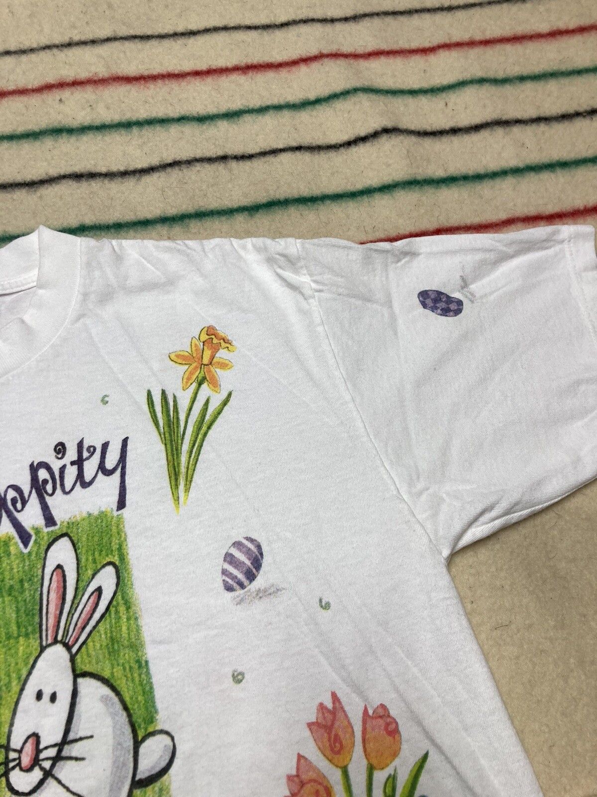 Vintage VTG t shirt bunny rabbit hippity hop animal nature flowers L Size US L / EU 52-54 / 3 - 6 Thumbnail