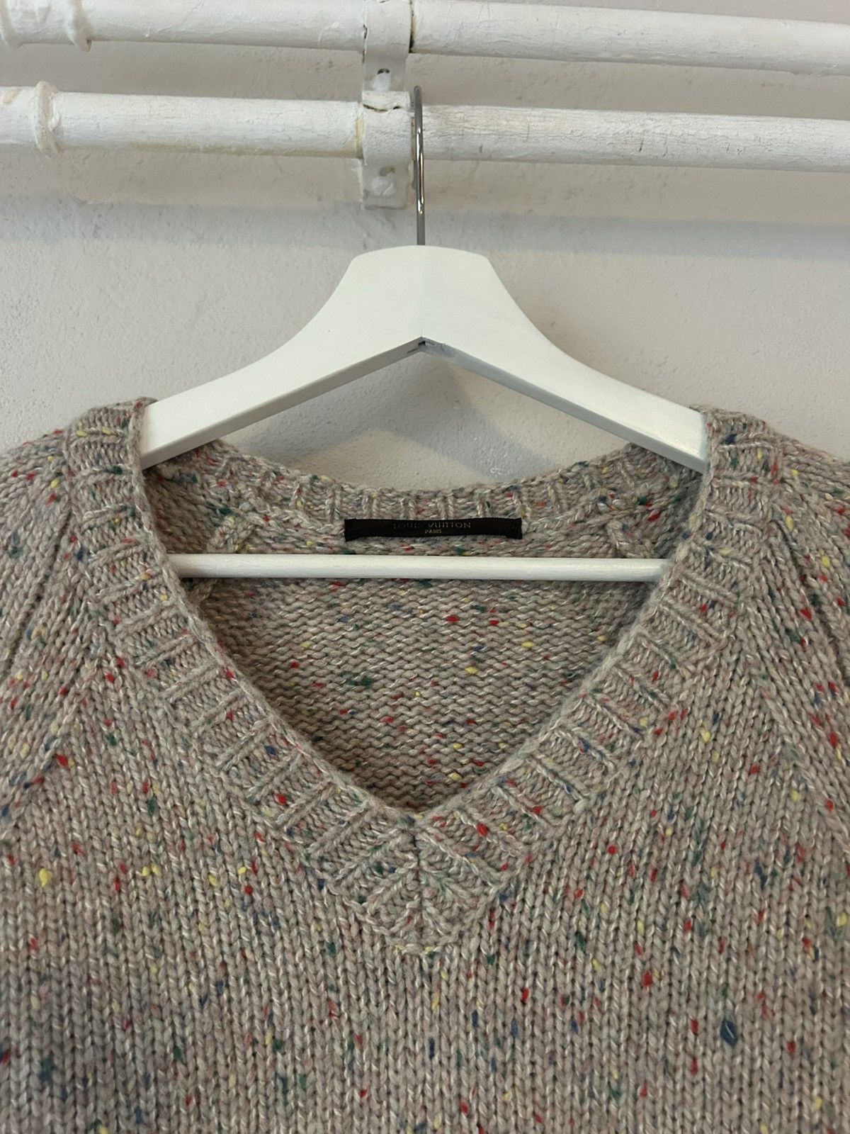 Louis Vuitton Multicolor Speckled Wool V-Neck Sweater Size US M / EU 48-50 / 2 - 2 Thumbnail