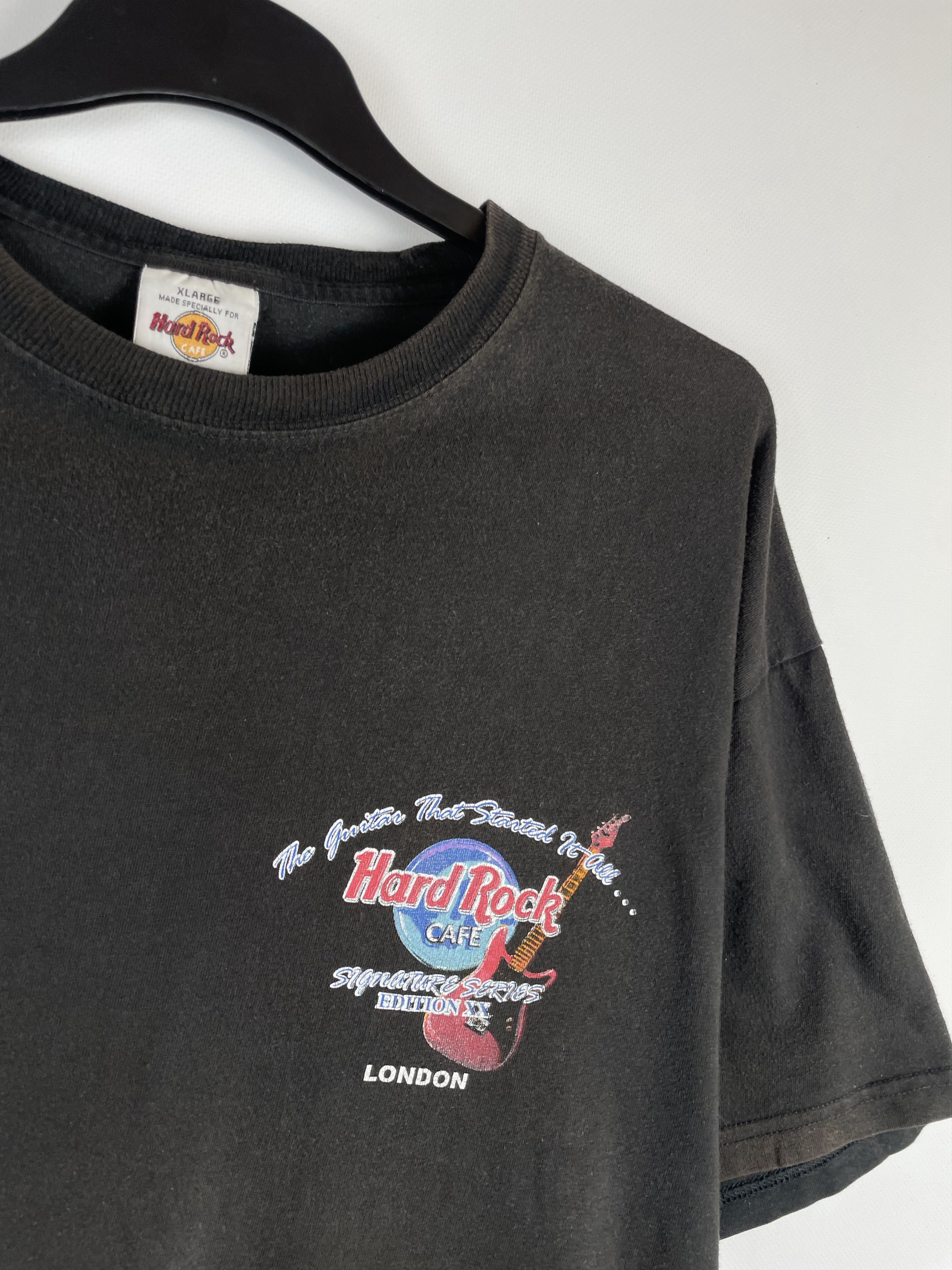 Hard Rock Cafe Crazy Vintage 90s Hard Rock Cafe London Faded Black Tee Size US XL / EU 56 / 4 - 4 Thumbnail