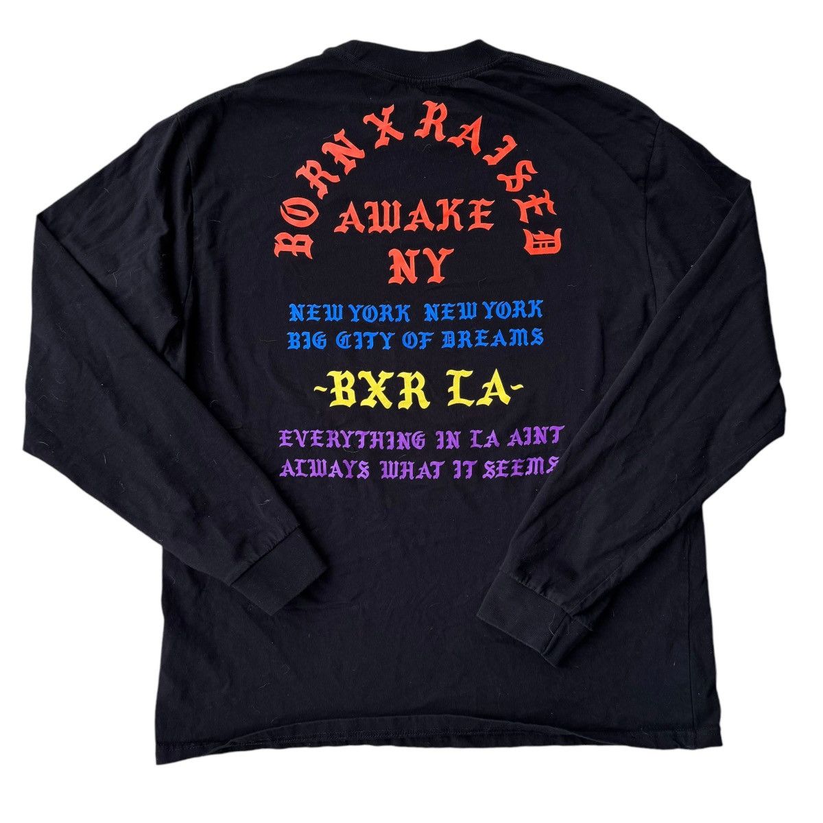20-60代 人気ファッションブランド BornxRaised × AWAKE NY「FANTASIA」Tシャツ サーフィン・ボディボード