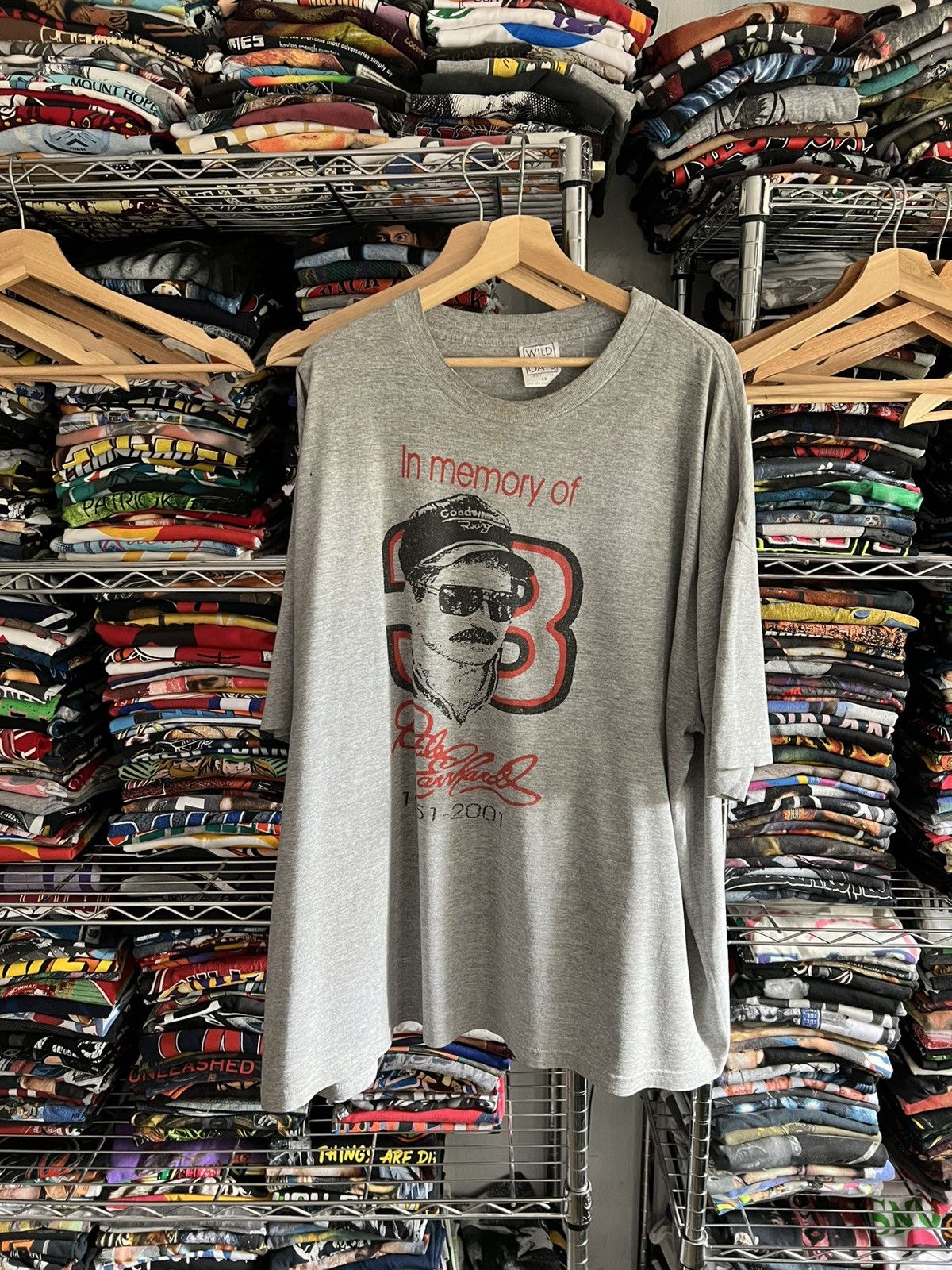 NASCAR 2001 In Memory of Dale Earnhardt Mile from Heaven Racing Tee Size US XXL / EU 58 / 5 - 1 Thumbnail