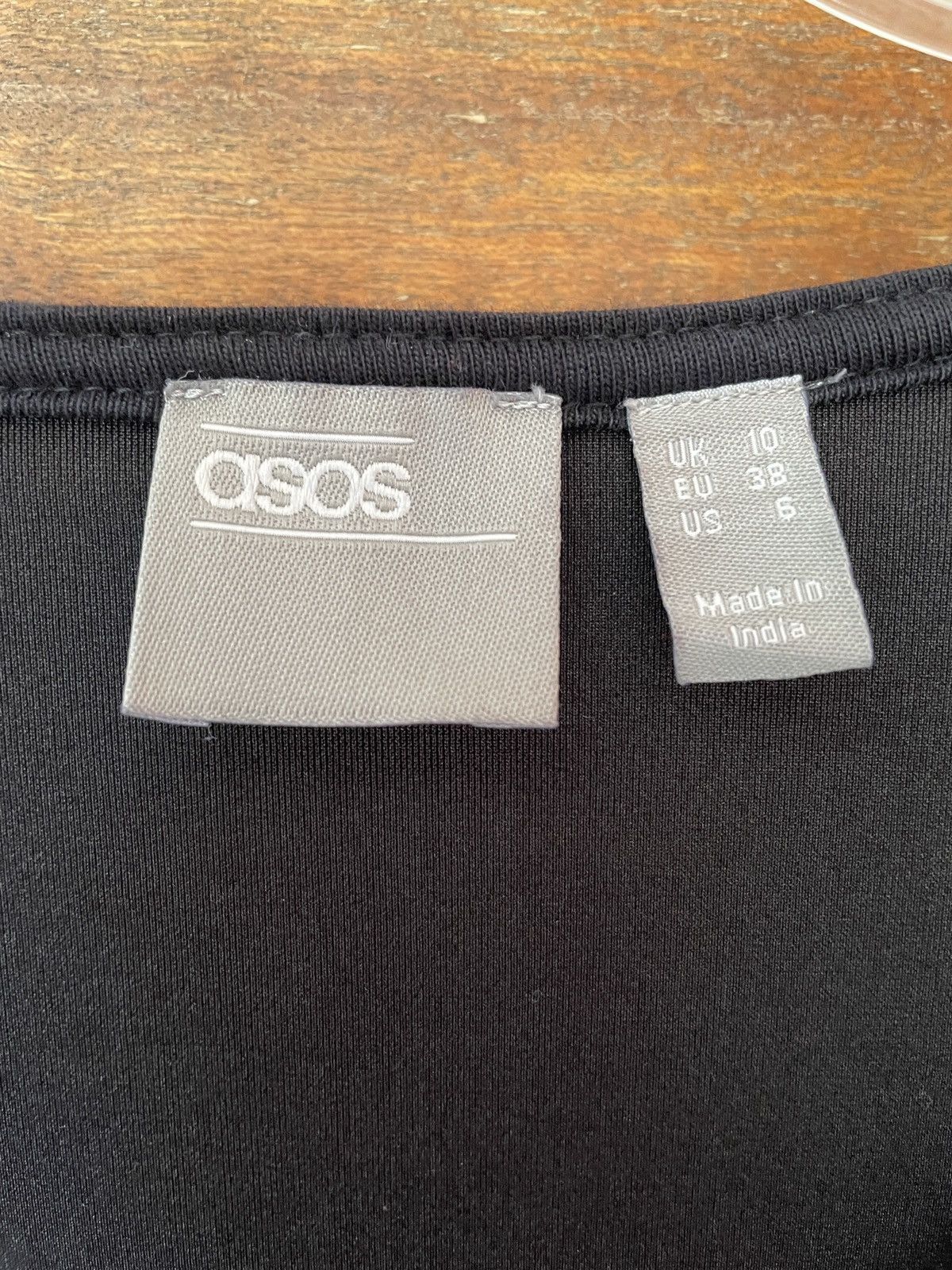 Asos ASOS Black Velvet Floral Embroidered Midi Tea Dress Size M / US 6-8 / IT 42-44 - 2 Thumbnail