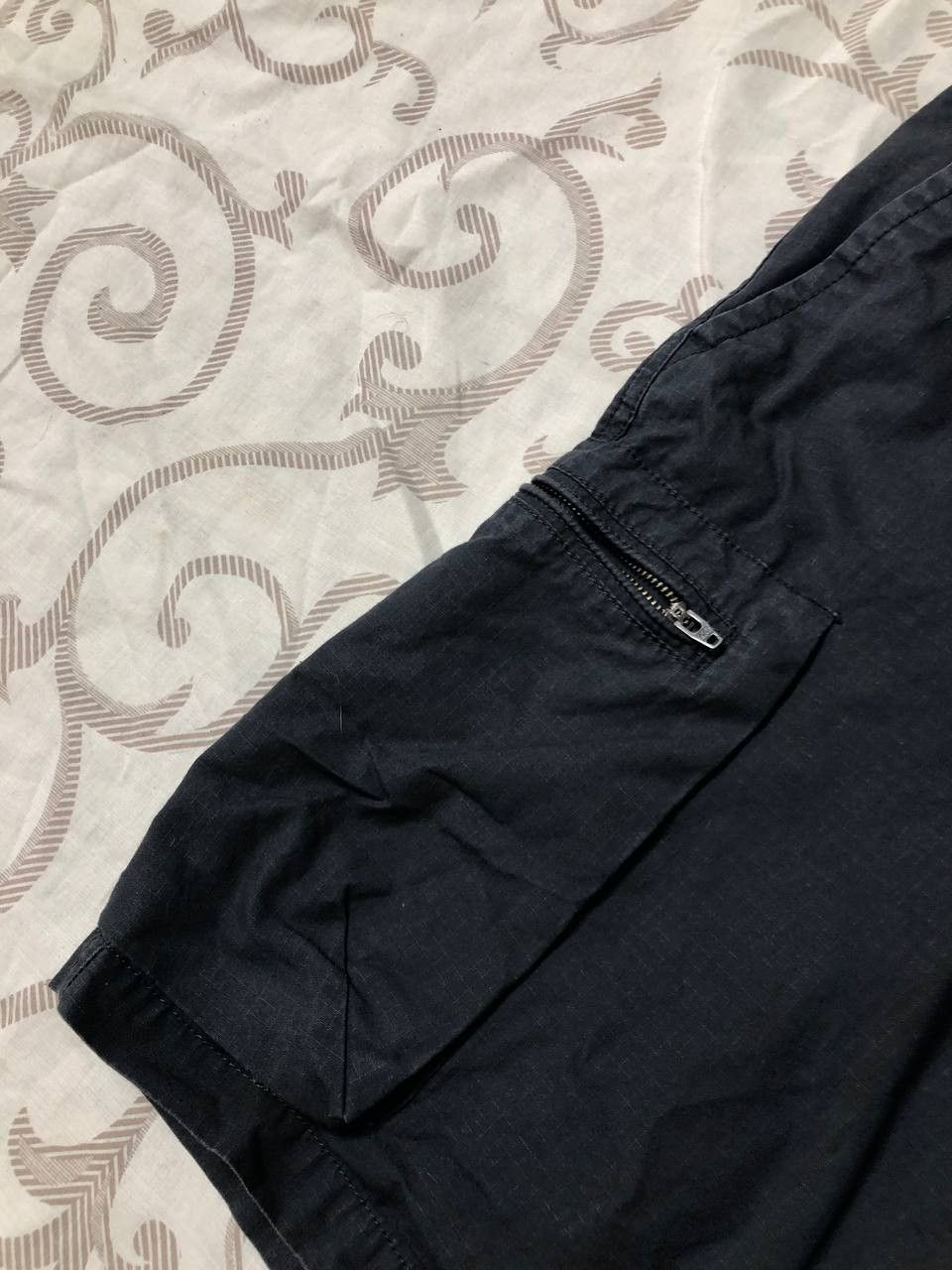 Nike Nike Cargo Shorts – Dark Navy/Black – Size 30 (Men’s M) Size US 30 / EU 46 - 2 Thumbnail