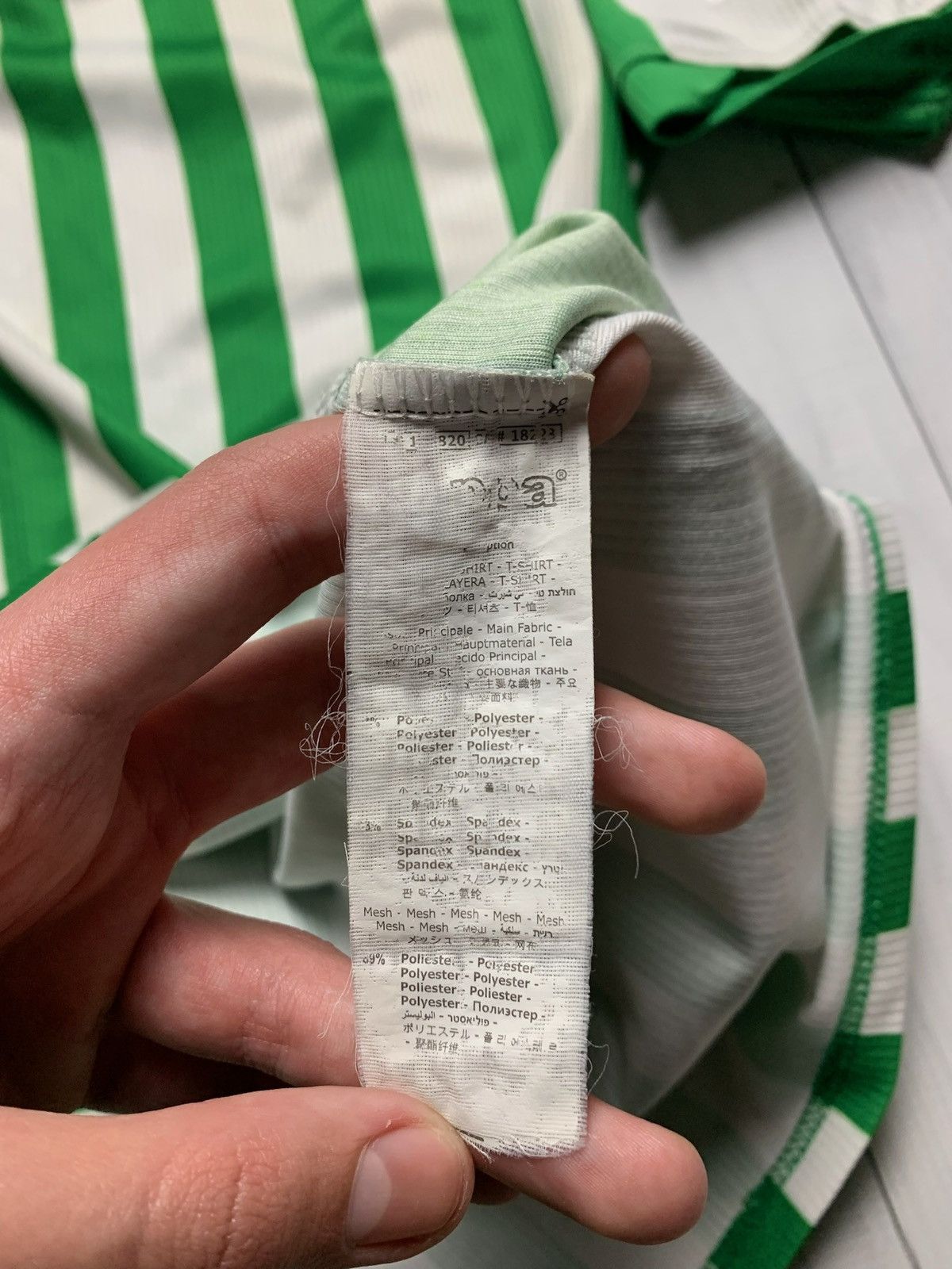 Kappa × Vintage Vintage Kappa Real Betis soccer jersey size M striped green Size US M / EU 48-50 / 2 - 8 Thumbnail