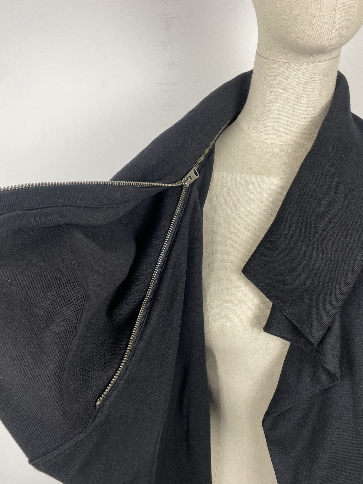 Allsaints Women’s Allsiants Dahlia Sweat Poncho Cape size M Size M / US 6-8 / IT 42-44 - 4 Thumbnail
