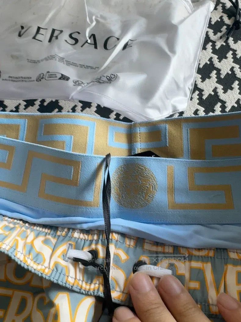 Versace Versace Color-blocked swimming trunks Size US 36 / EU 52 - 3 Thumbnail
