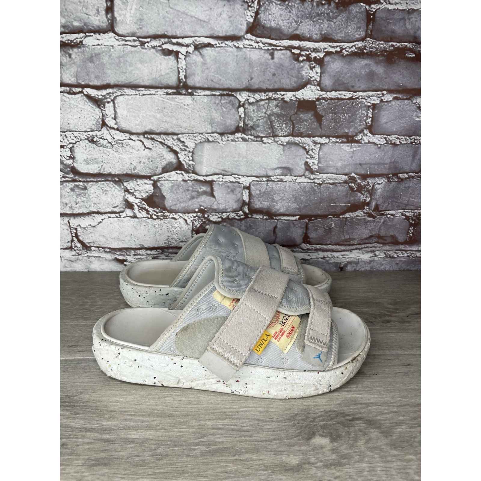 Jordan Brand Air Jordan Crater SP Union LA Grey Slide Strap Sandals Men 7 Size US 7 / EU 40 - 4 Thumbnail