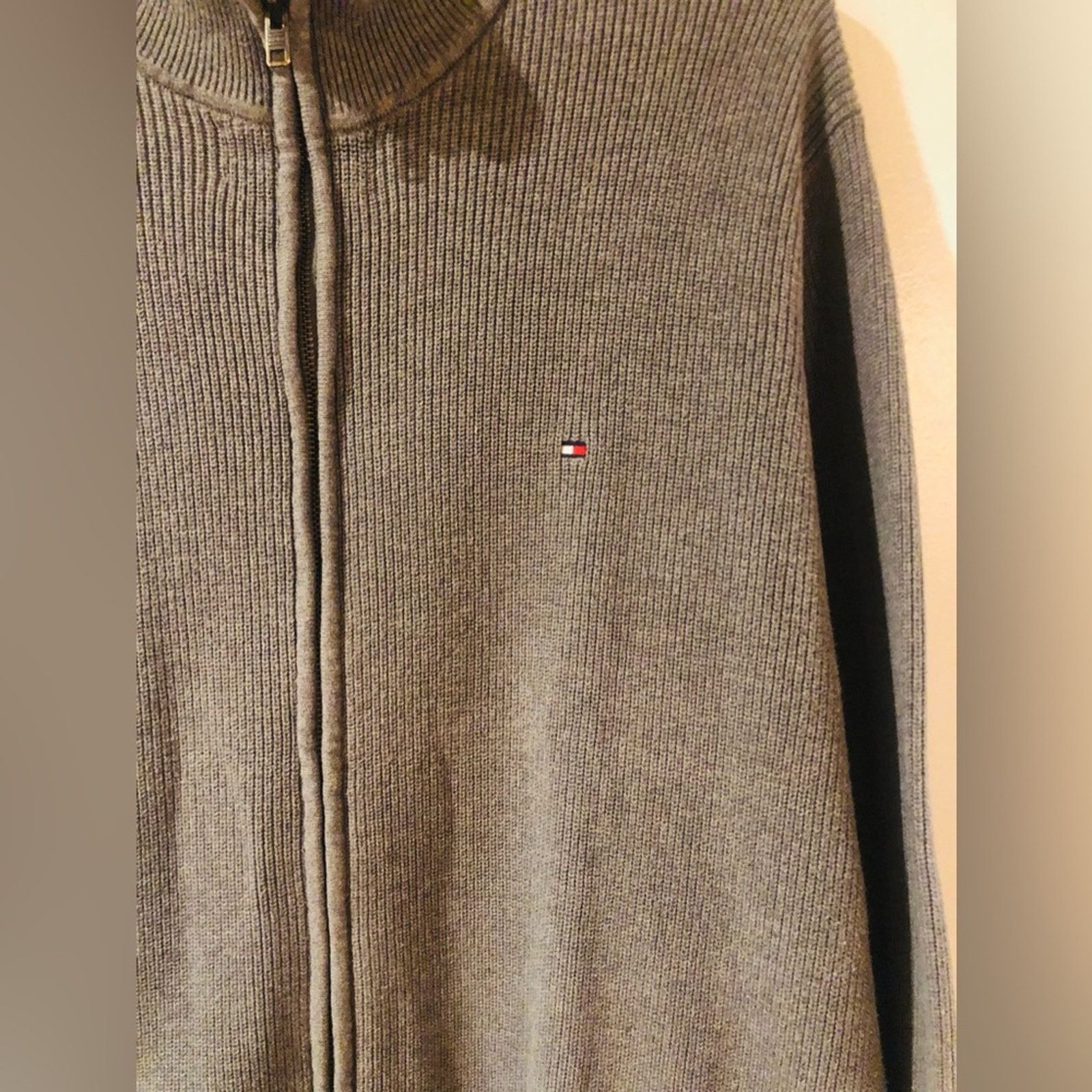 Tommy Hilfiger Tommy Hilfiger zip up sweater. Grey size xxl Size US XXL / EU 58 / 5 - 4 Thumbnail