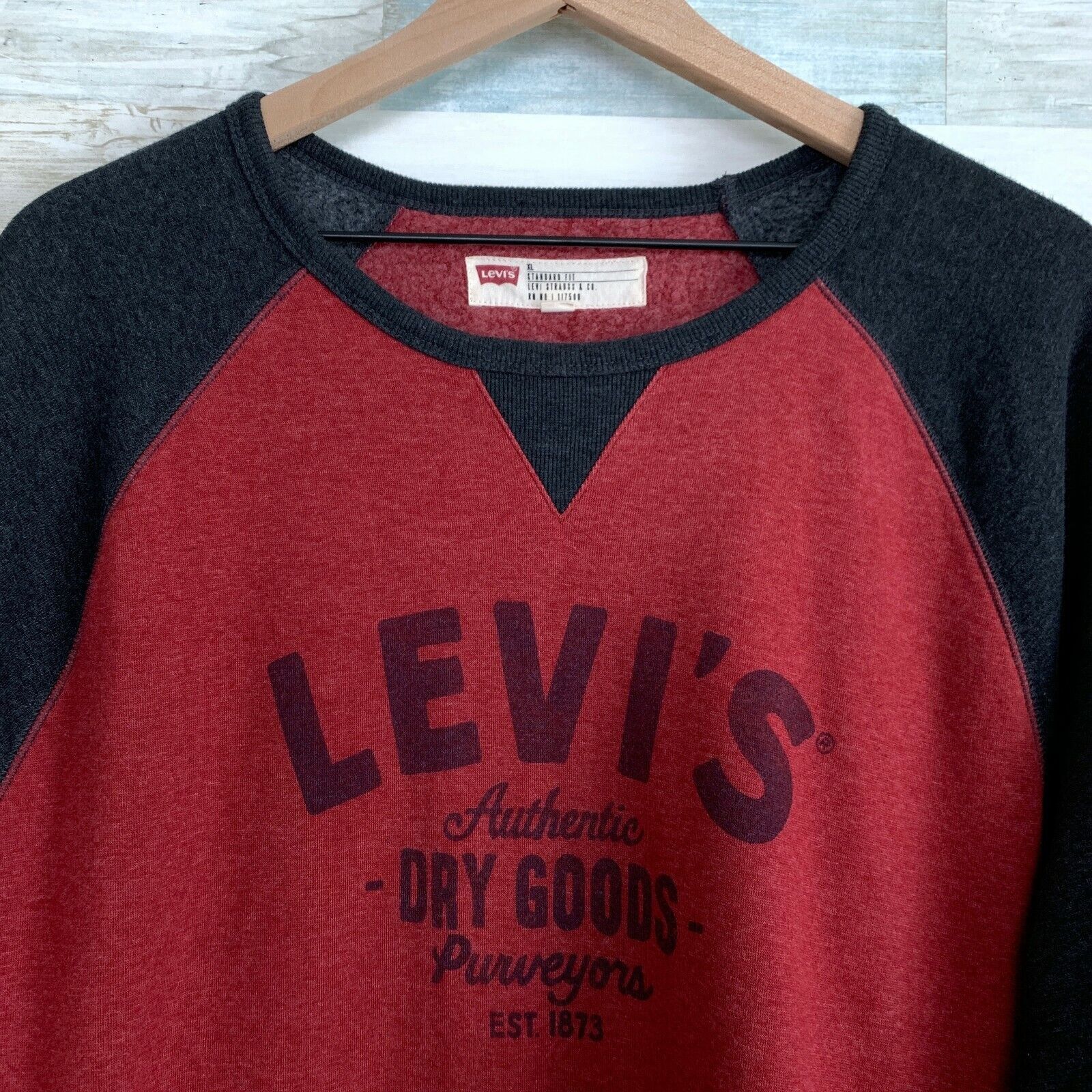 Levi's Levis Logo Crew Raglan Sweatshirt Red Gray Standard Fit XL Size US XL / EU 56 / 4 - 2 Thumbnail