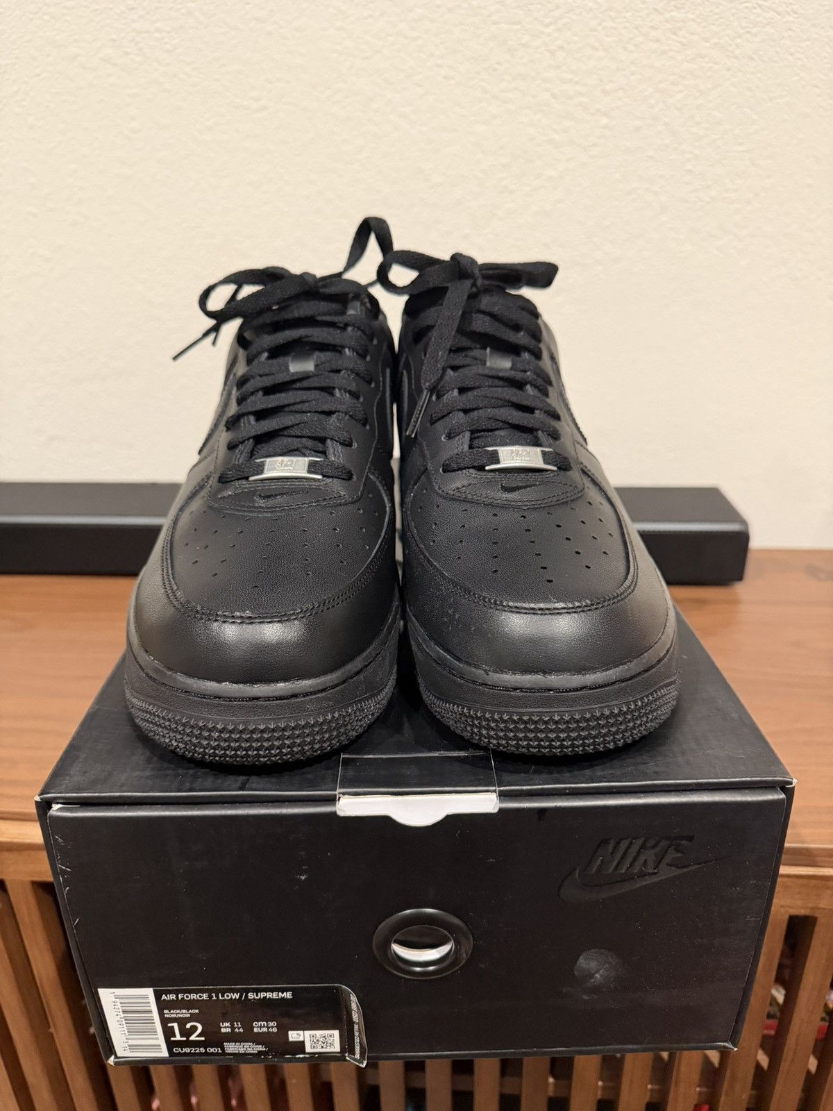Nike × Supreme Supreme Nike Air Force 1 Black Size US 12 / EU 45 - 1 Thumbnail