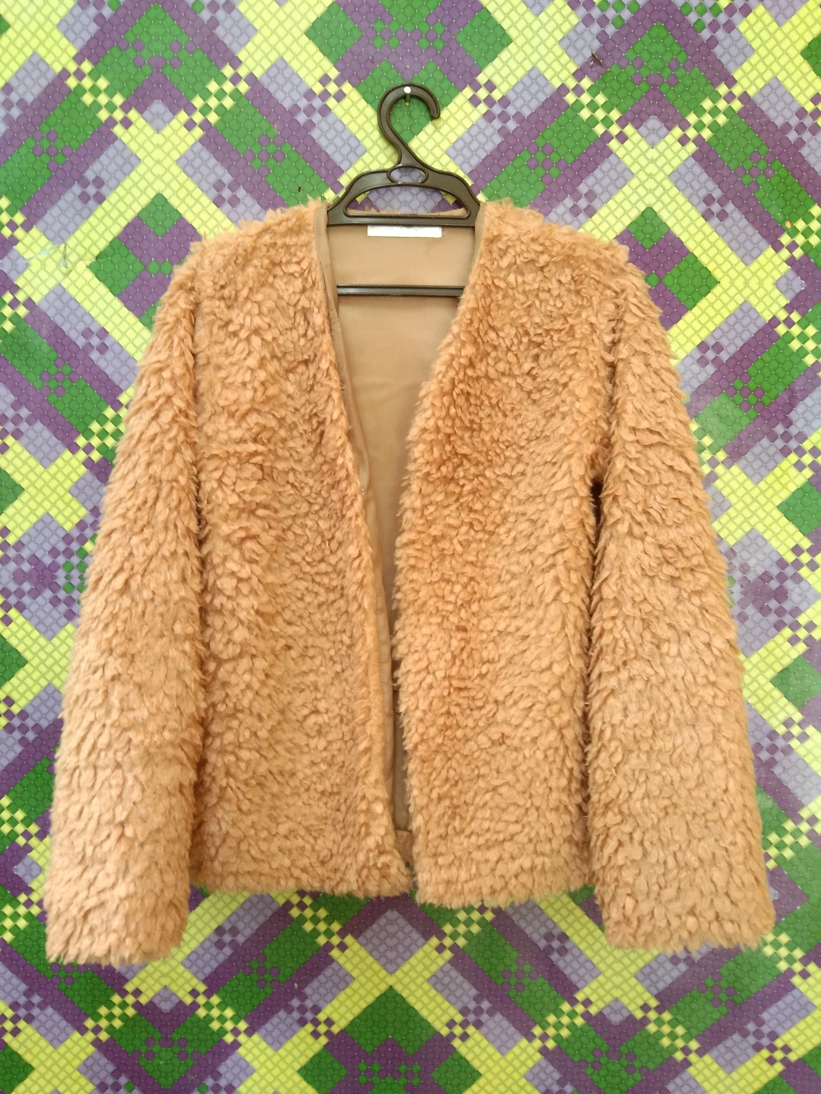 SOFT & FLUFFY WOMEN'S SINGLE CLIP CARDIGAN