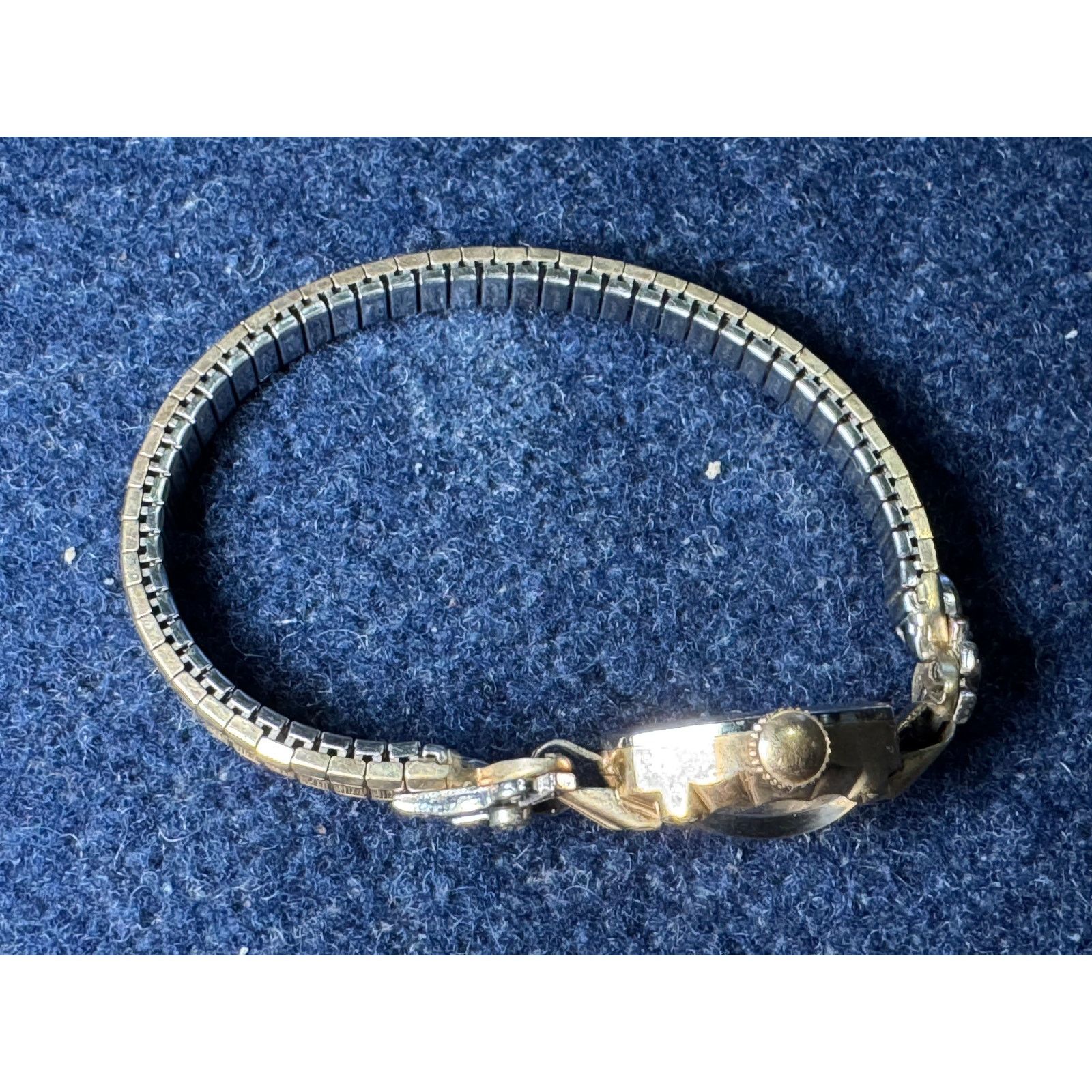 Bulova Bulova Vintage Ladies Wrist Watch (needs battery) Size ONE SIZE - 4 Thumbnail