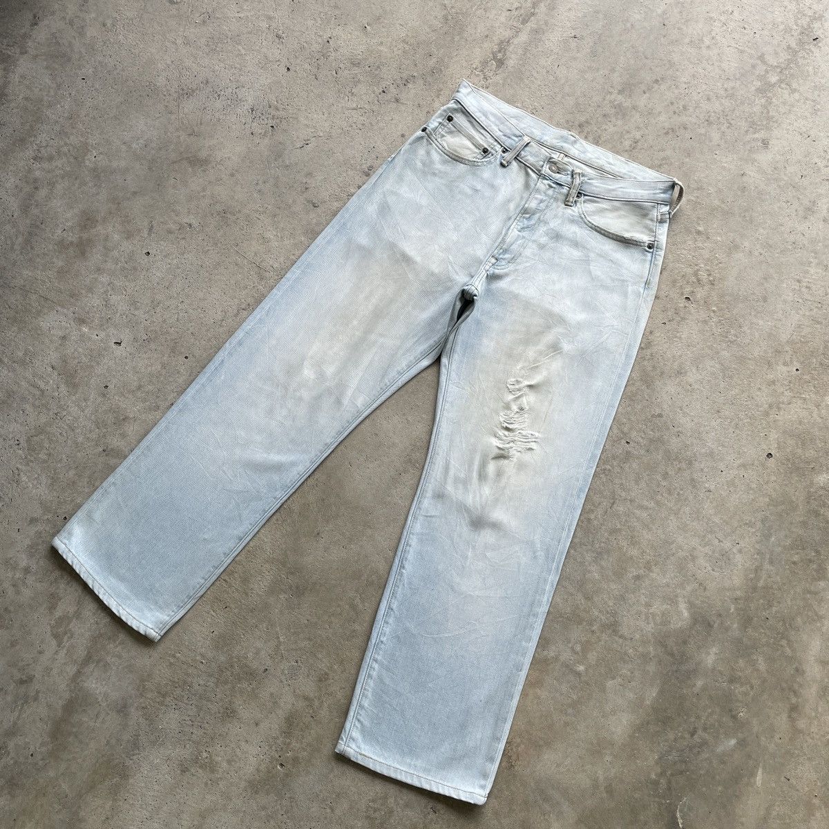 Japanese Brand Japanese Brand Light Wash Distressed Jeans Faded Pants Denim Size US 31 - 2 Thumbnail
