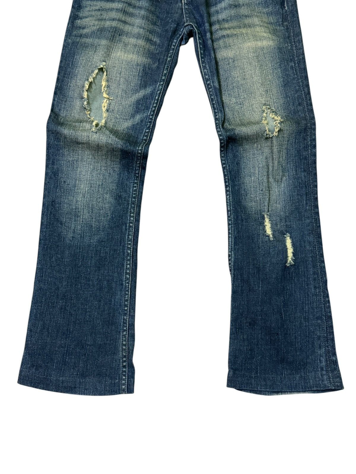 If Six Was Nine Flared Buffalo Jeans Embroidered Distress Low Waist Denim Size US 29 - 6 Thumbnail