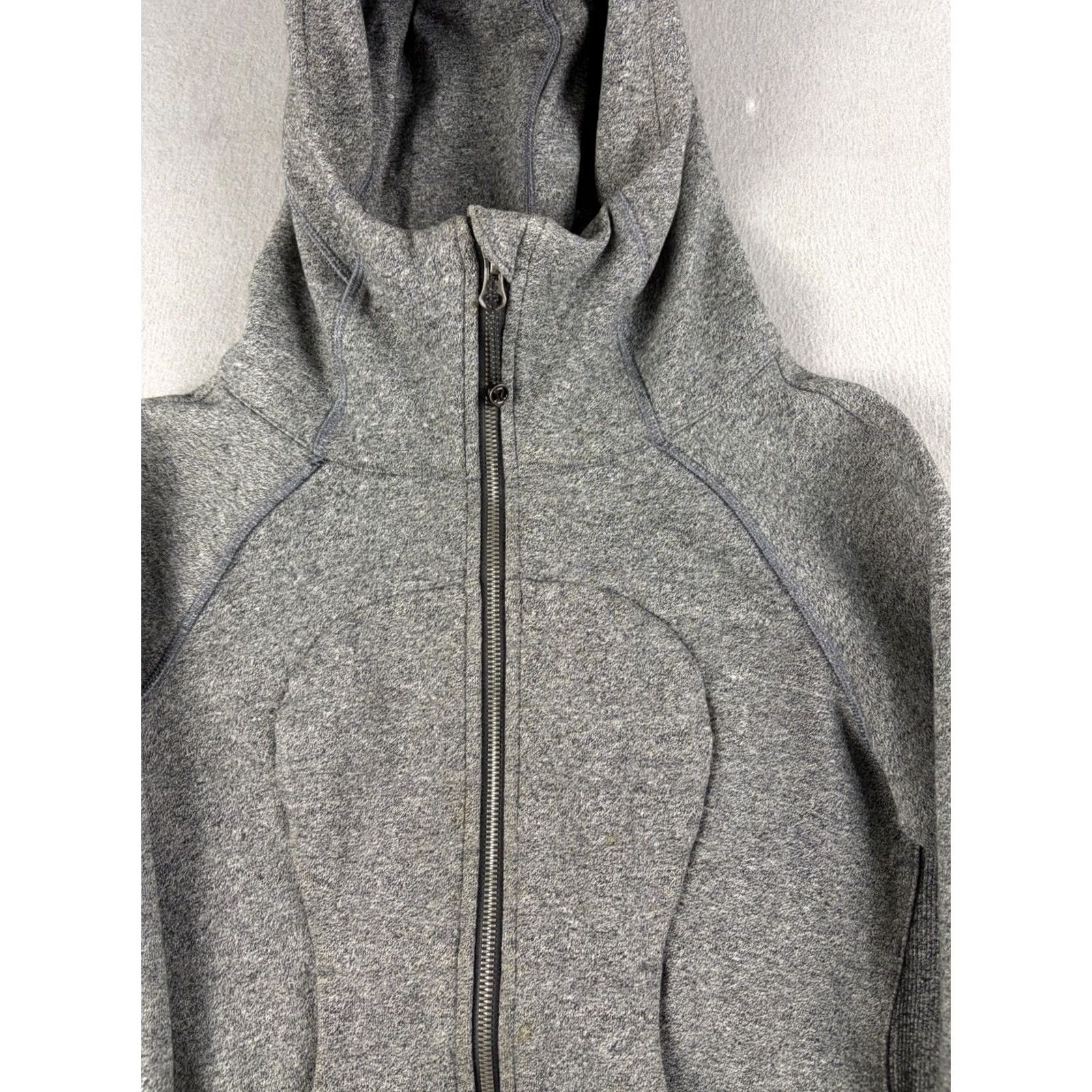 Lululemon Lululemon Scuba Hoodie Women Adult 6 Gray Full Zip Sweatshirt Outdoor Sports Size M / US 6-8 / IT 42-44 - 2 Thumbnail