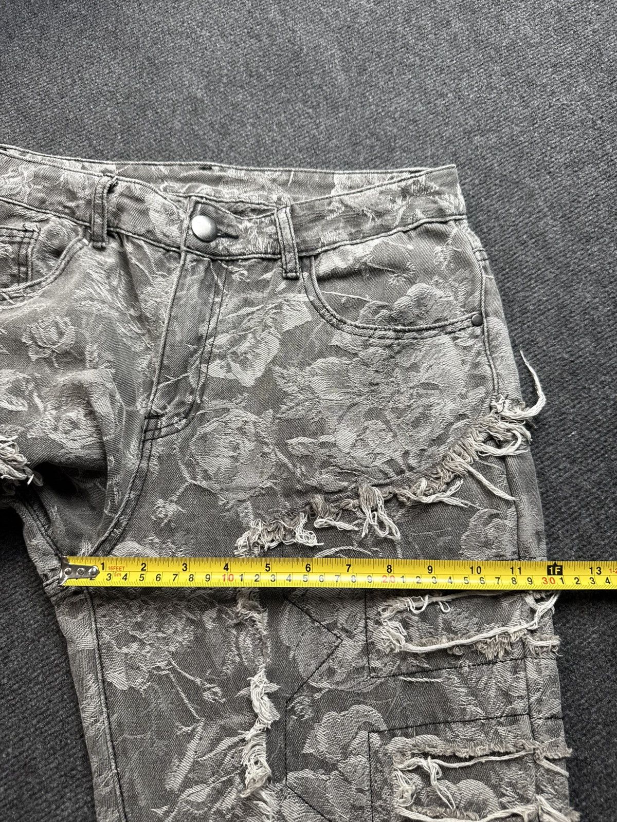 Japanese Brand 00s Distressed Grey Denim Jeans Opium Punk Grunge Wide Leg Size US 32 / EU 48 - 22 Thumbnail