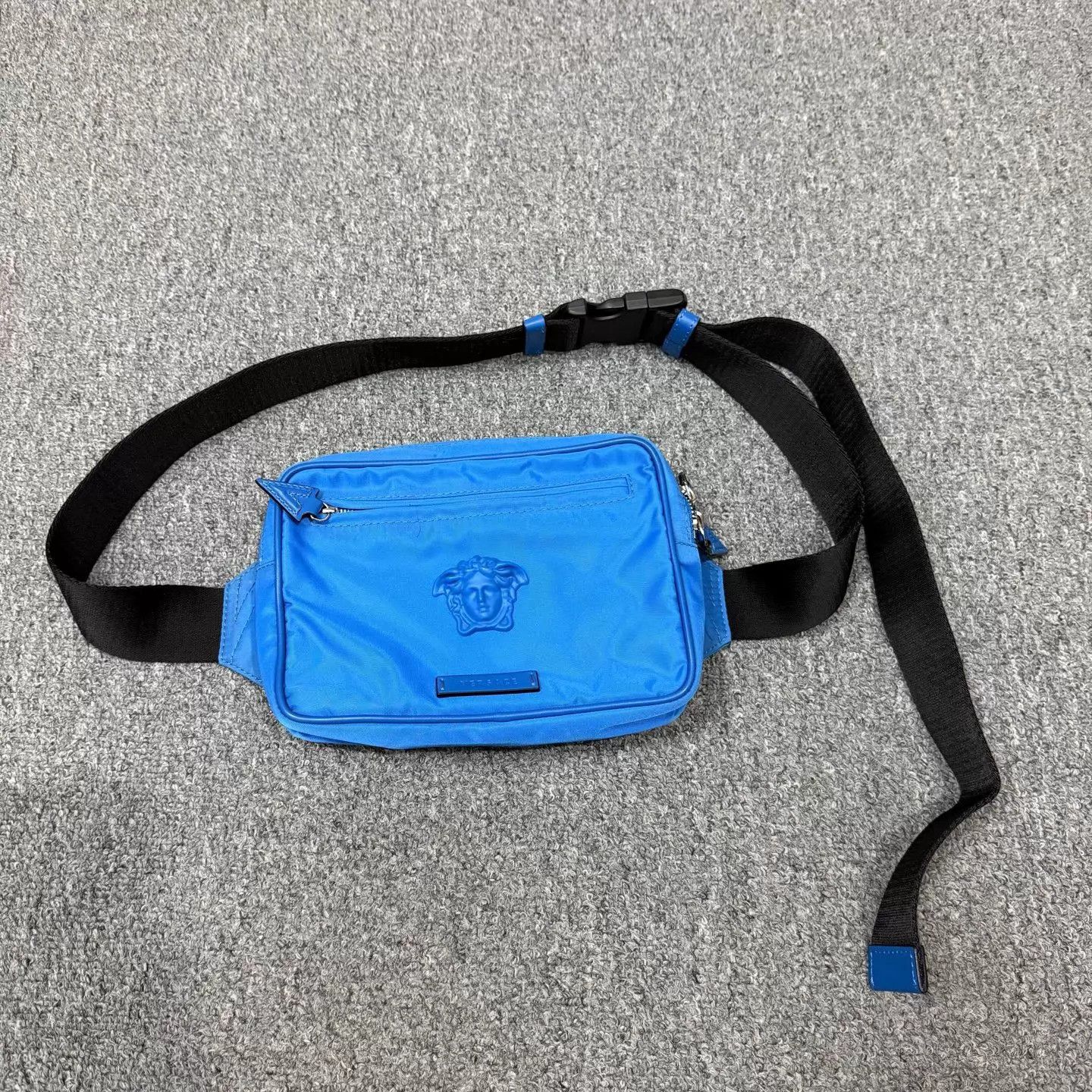 Versace Versace Main Line Medusa Head Waist Bag Unused Size ONE SIZE - 1 Thumbnail