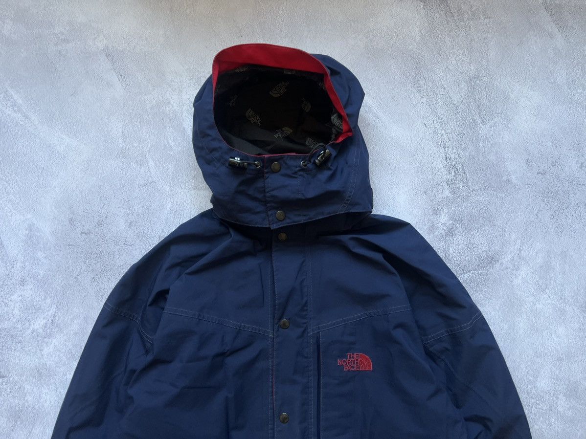 The North Face × Vintage Vintage The North Face Mens Gore-Tex Stowaway 3 Jacket Size US M / EU 48-50 / 2 - 2 Thumbnail